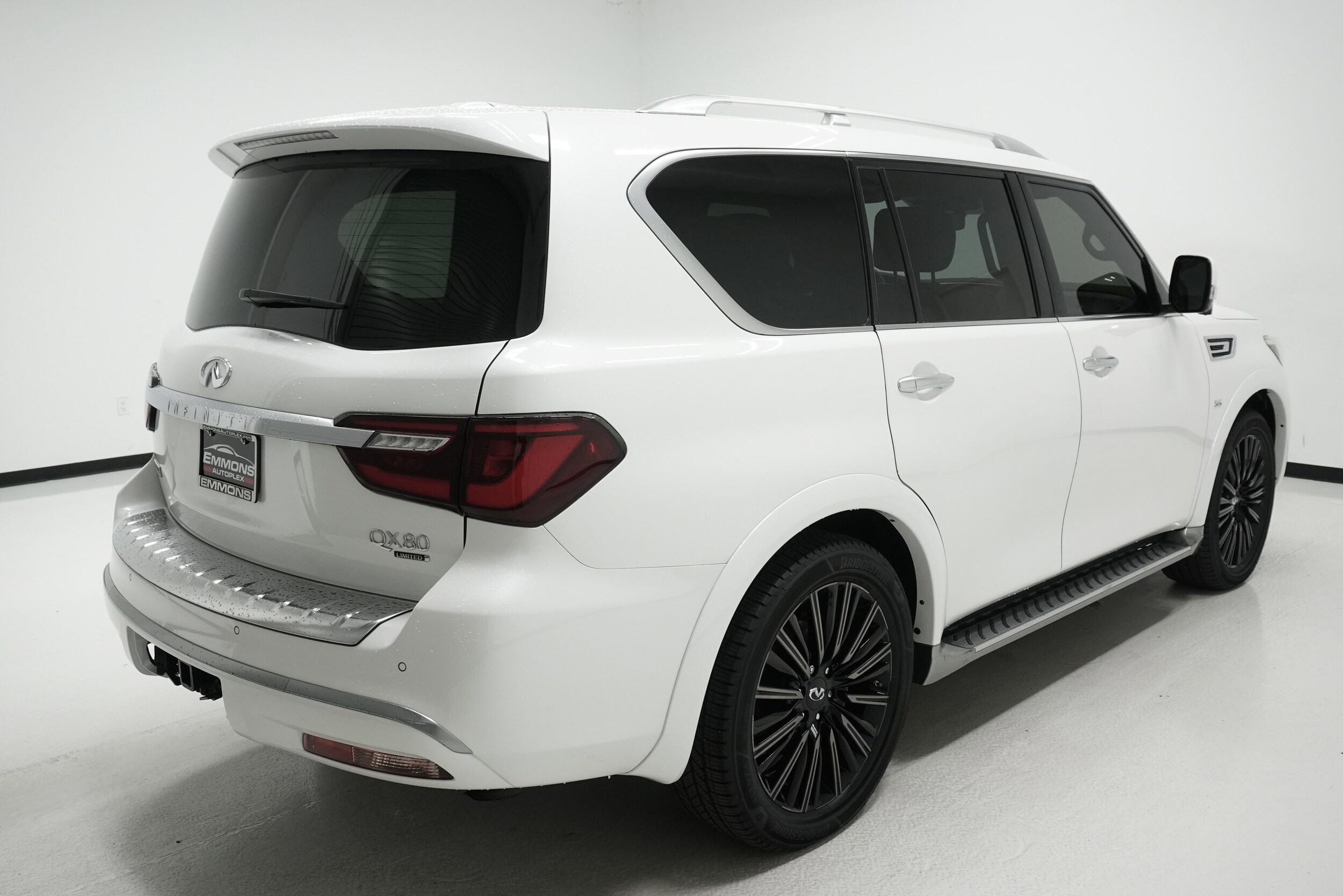 2019 Infiniti QX80 Limited photo 4