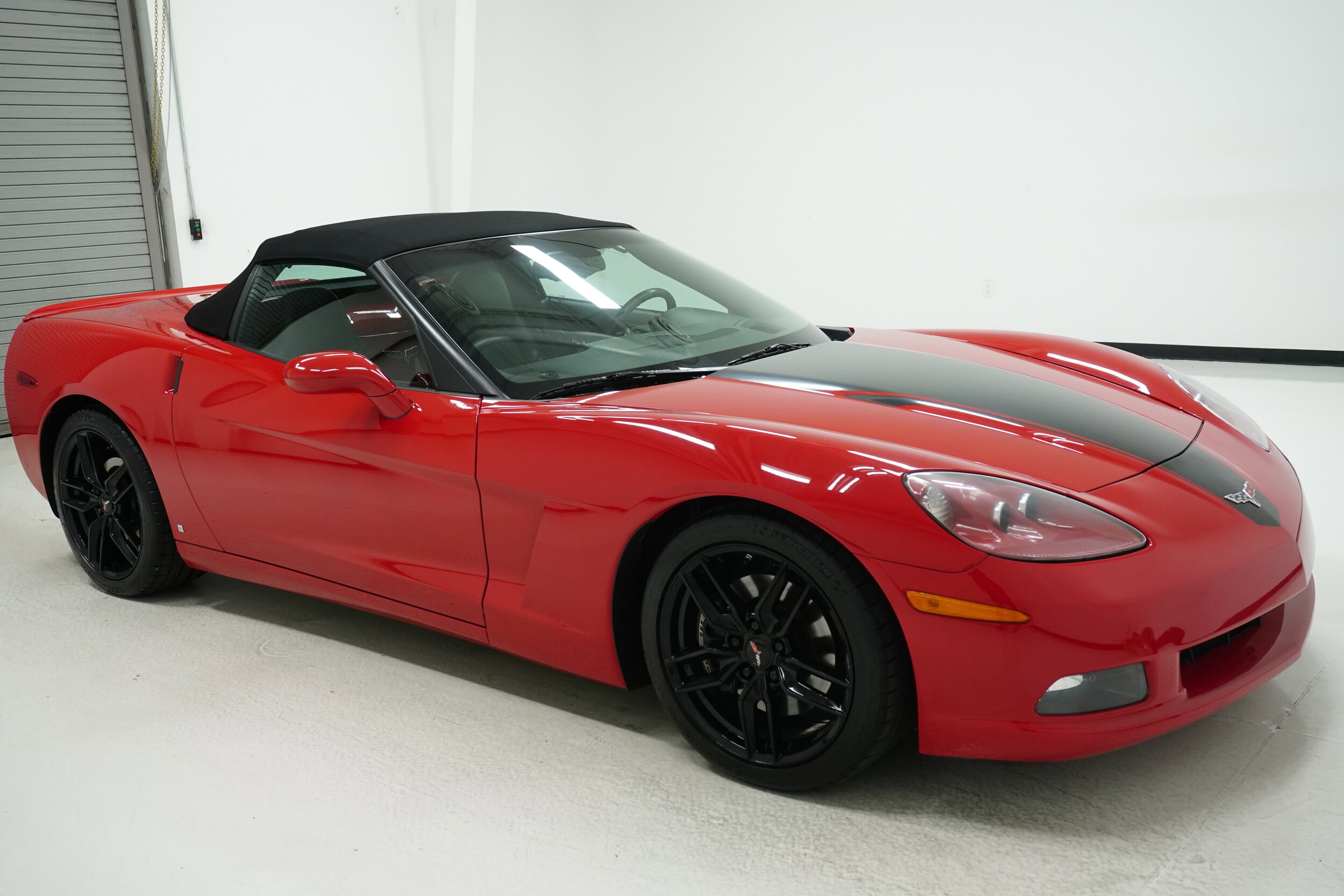 2008 Chevrolet Corvette Convertible photo 3