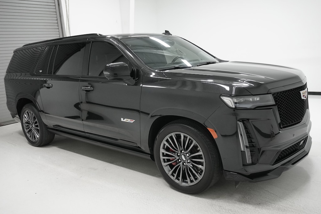 Used 2024 CADILLAC Escalade ESV AWD V-Series SUV