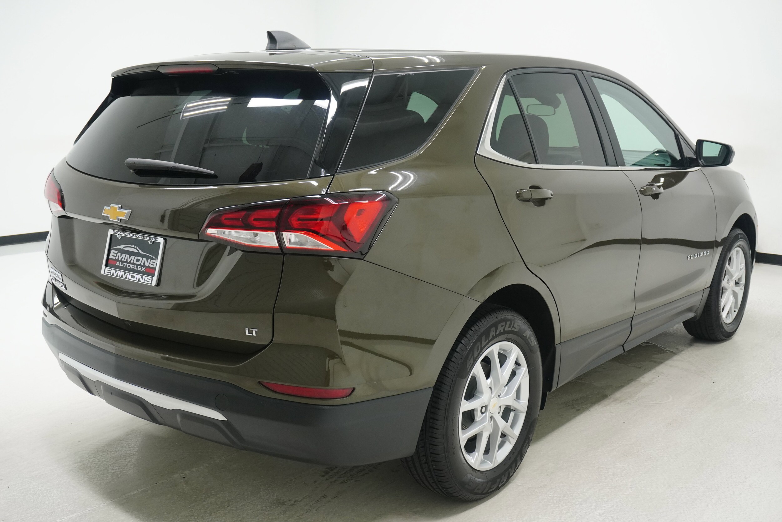 2023 Chevrolet Equinox LT - Photo 4