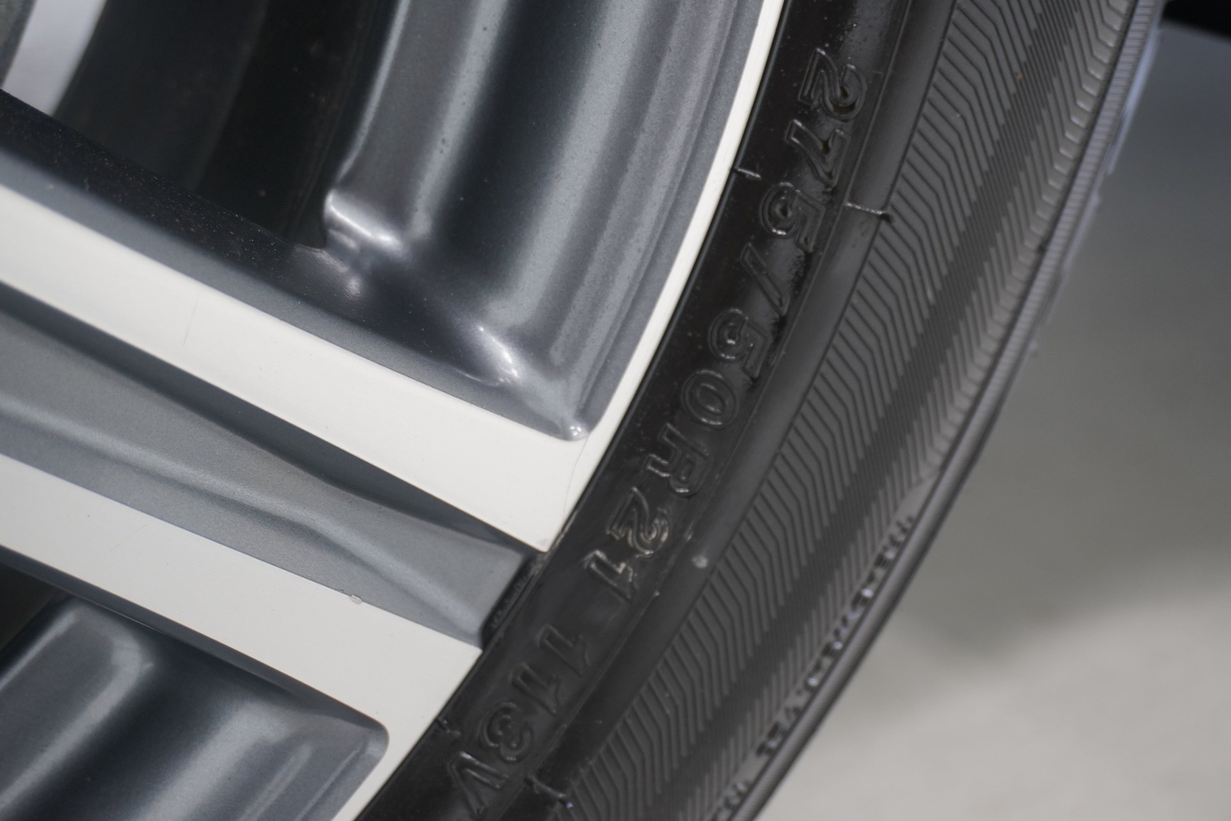 2016 Lexus LX 570 - Photo 39