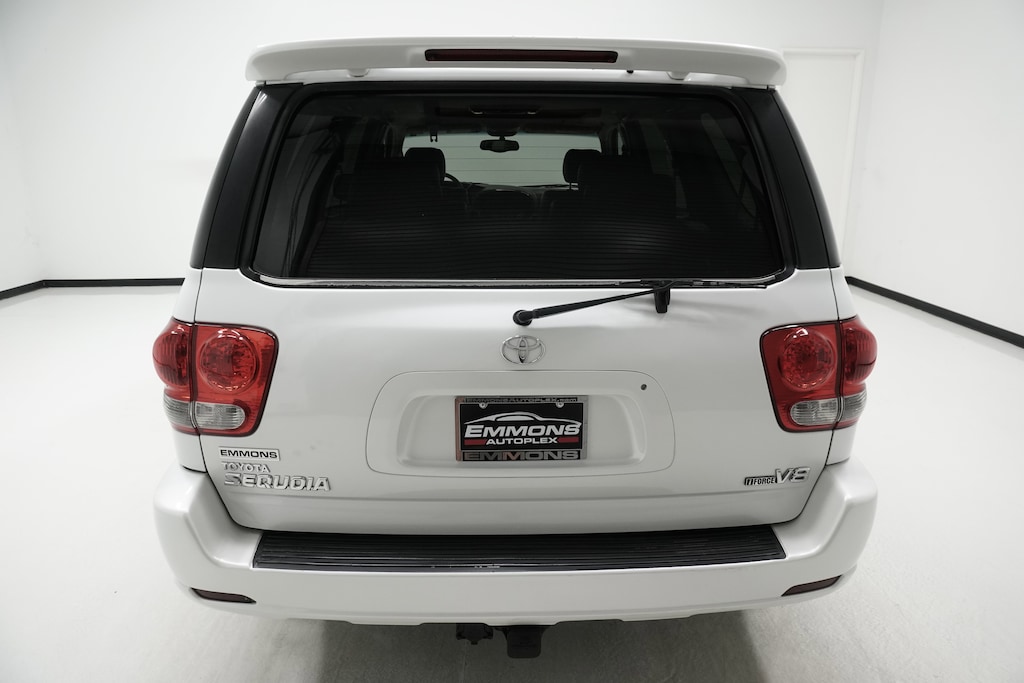 2005 Toyota Sequoia Limited photo 4