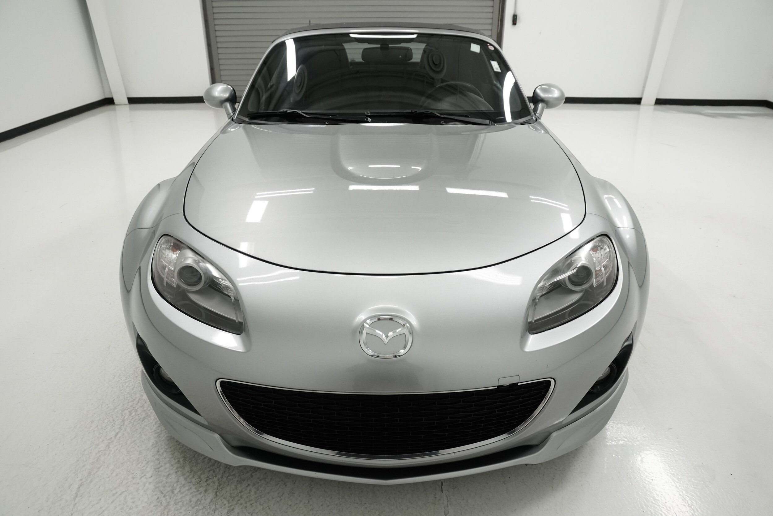 2009 Mazda MX-5 Miata Miata Touring photo 2