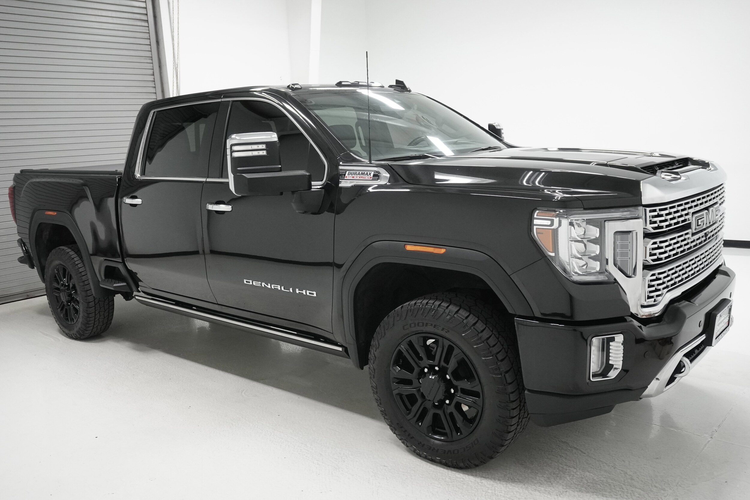 2023 Gmc Sierra 3500 HD Denali photo 3