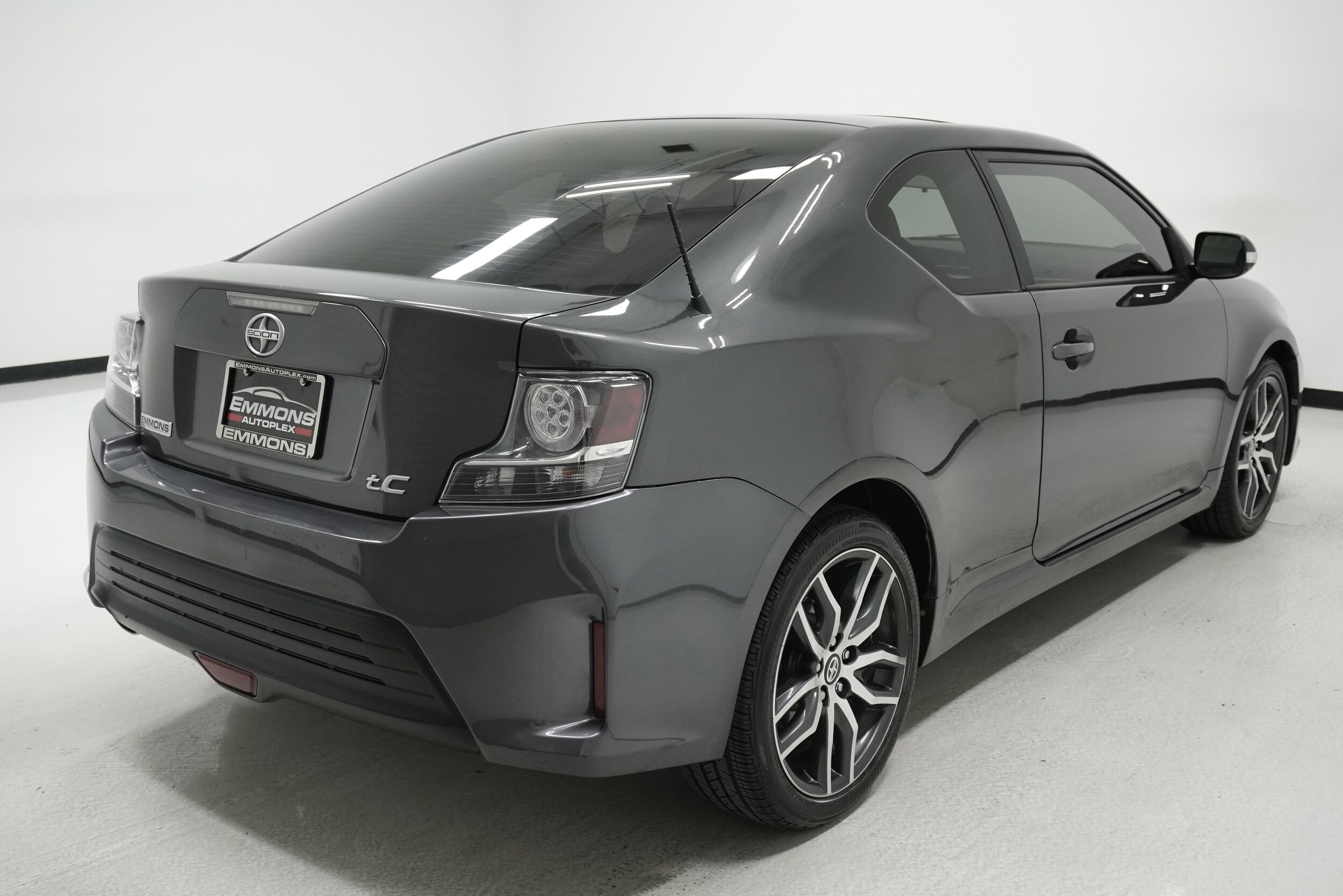 2015 Scion tC photo 4