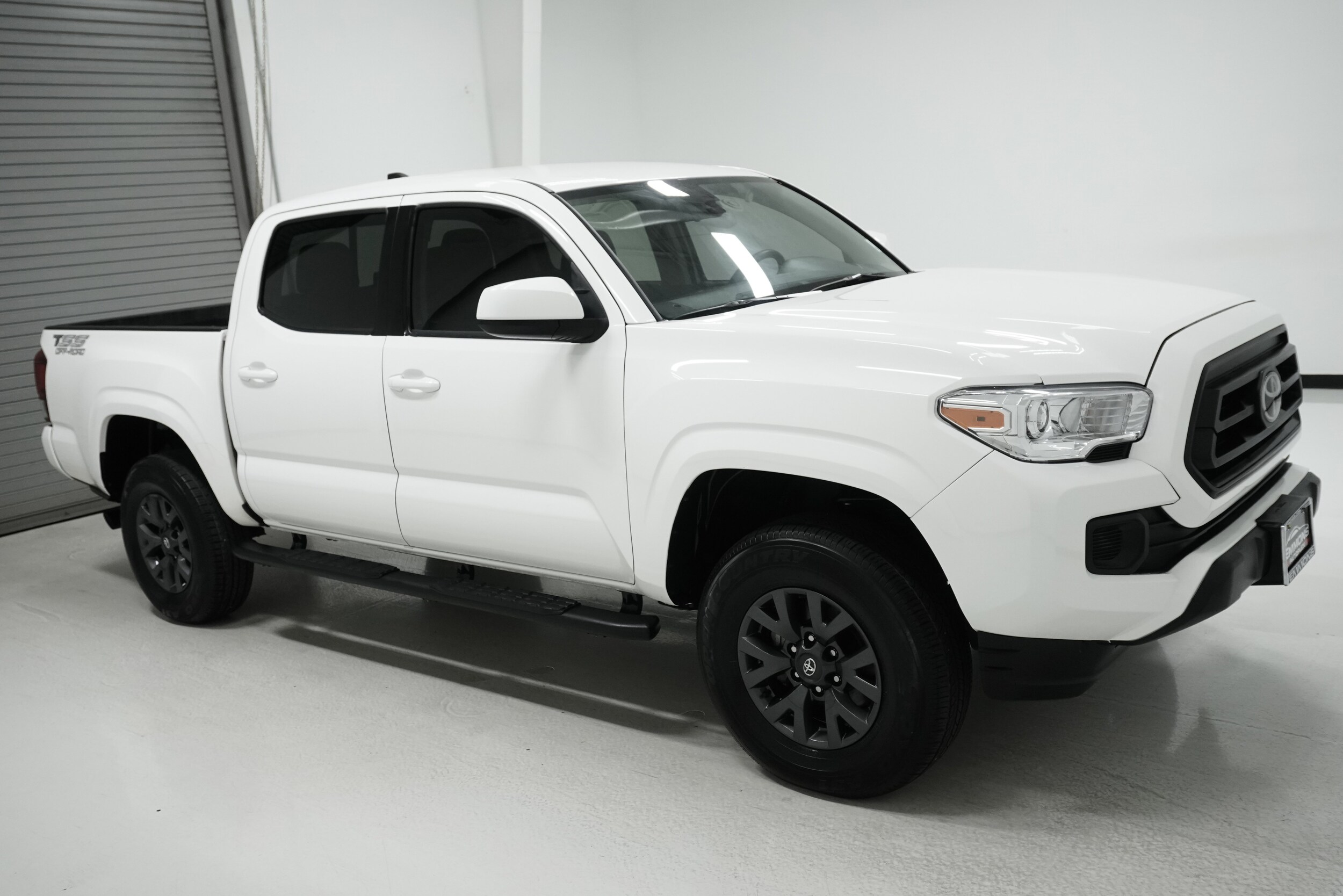 2021 Toyota Tacoma Double Cab photo 3