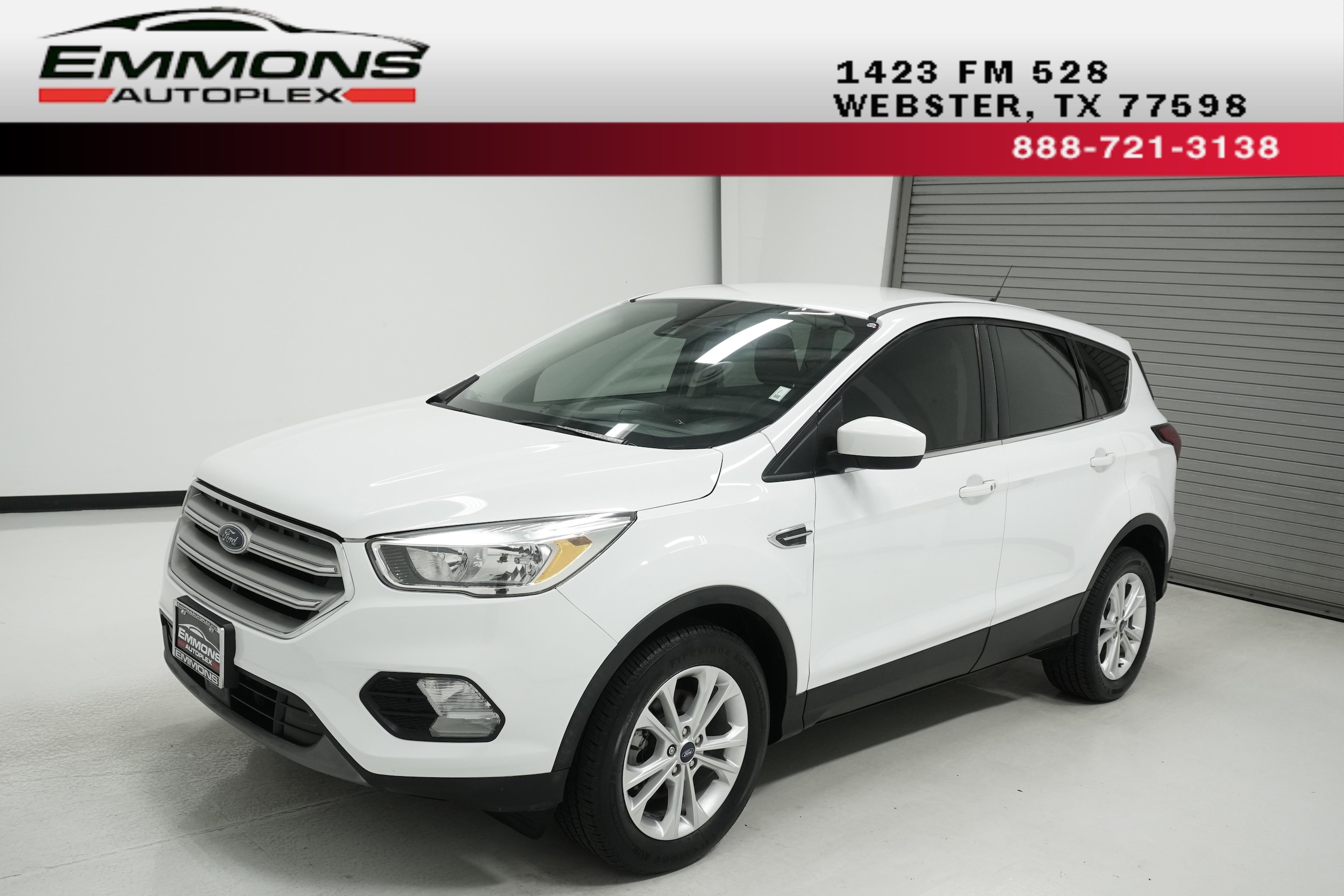 2019 Ford Escape SE's photo