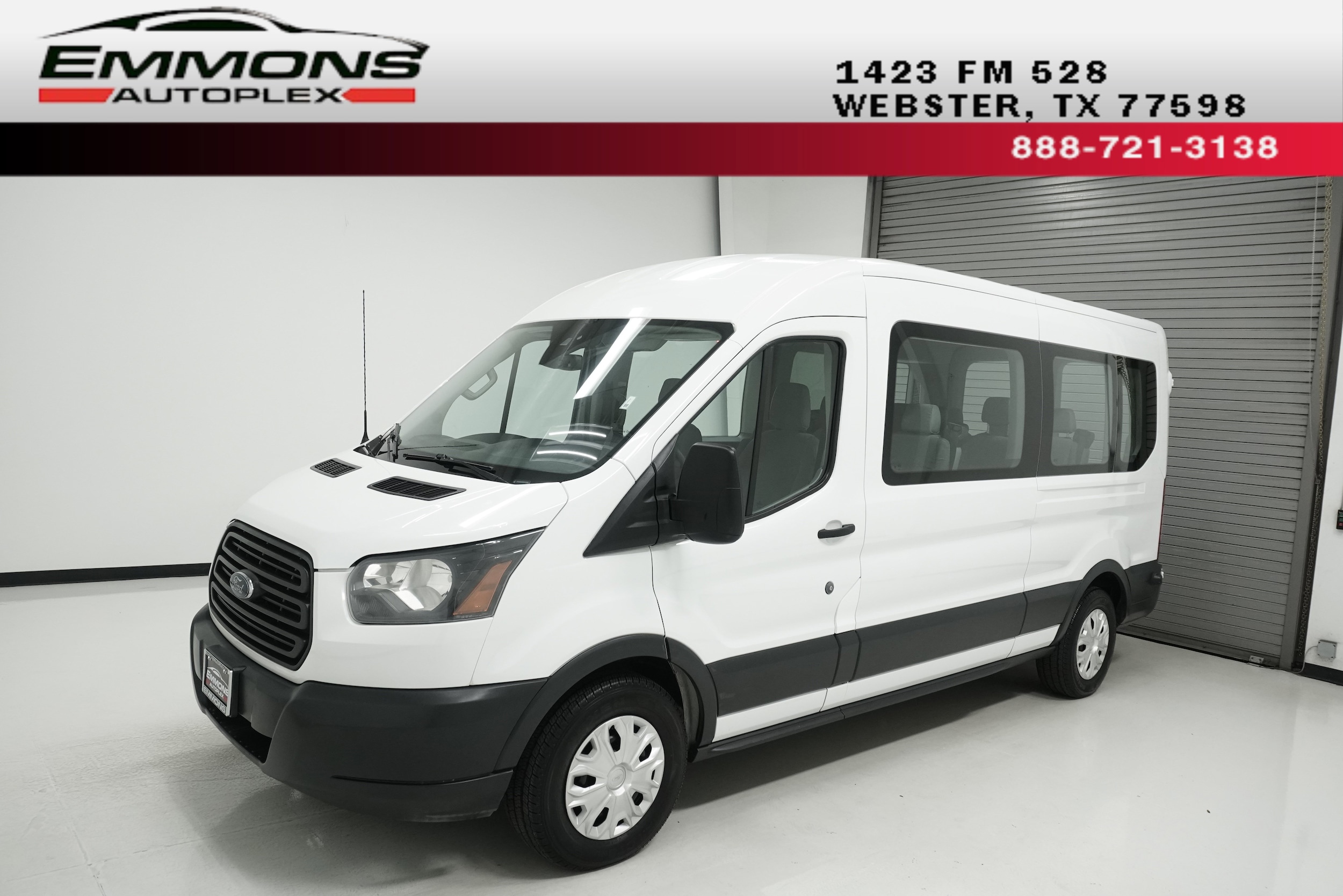 2016 Ford Transit XL's photo