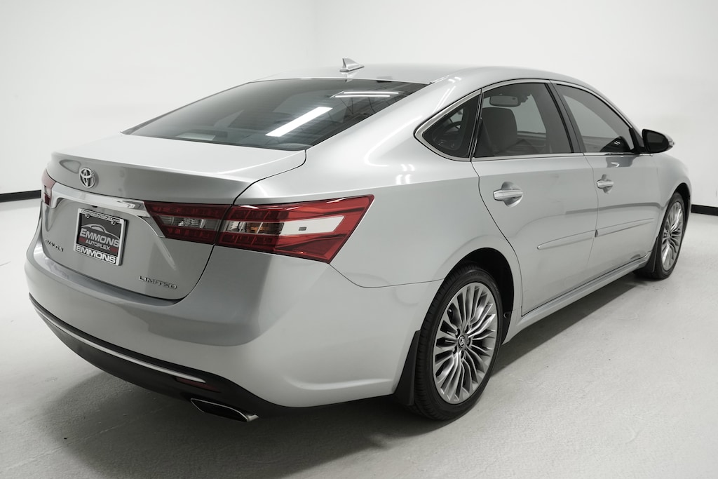 Used 2016 Toyota Avalon Limited Sedan
