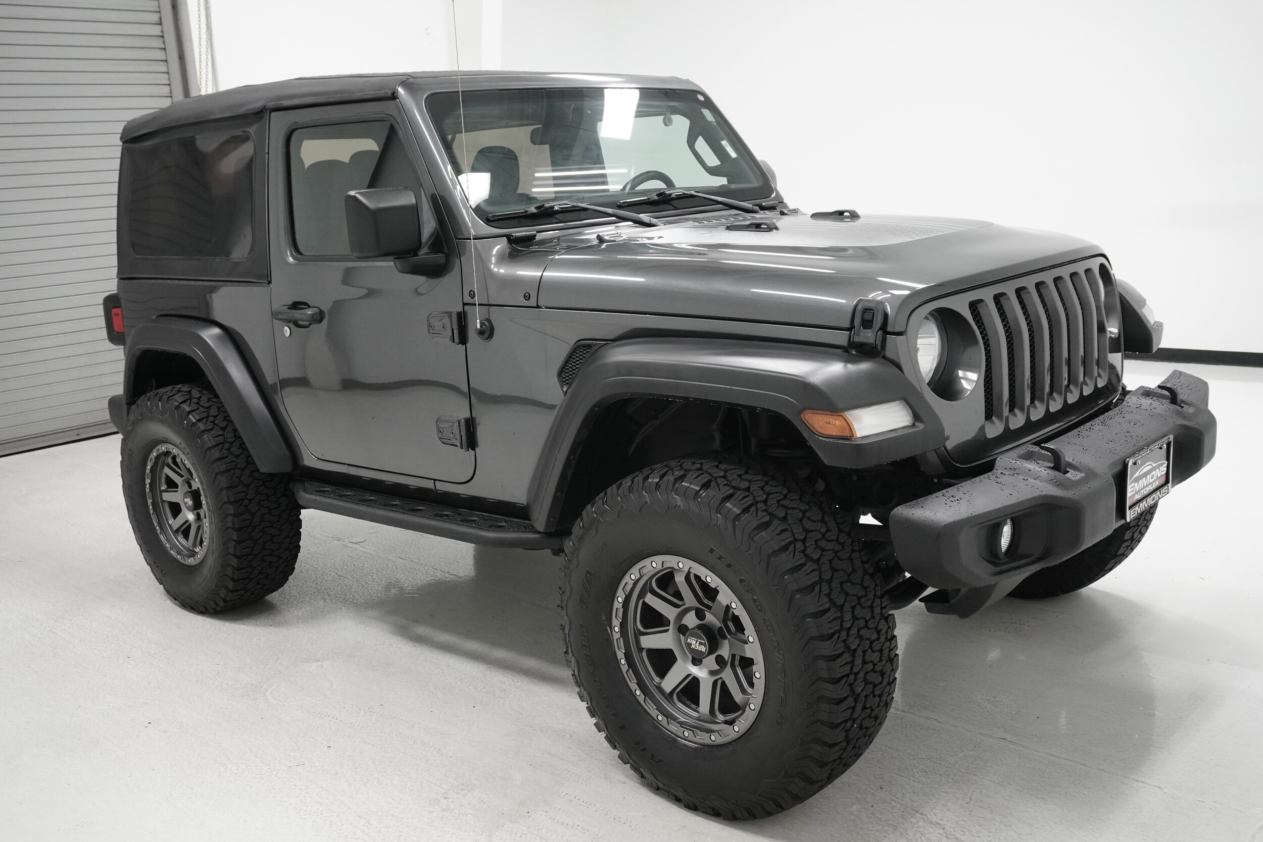 2018 Jeep Wrangler Sport photo 3