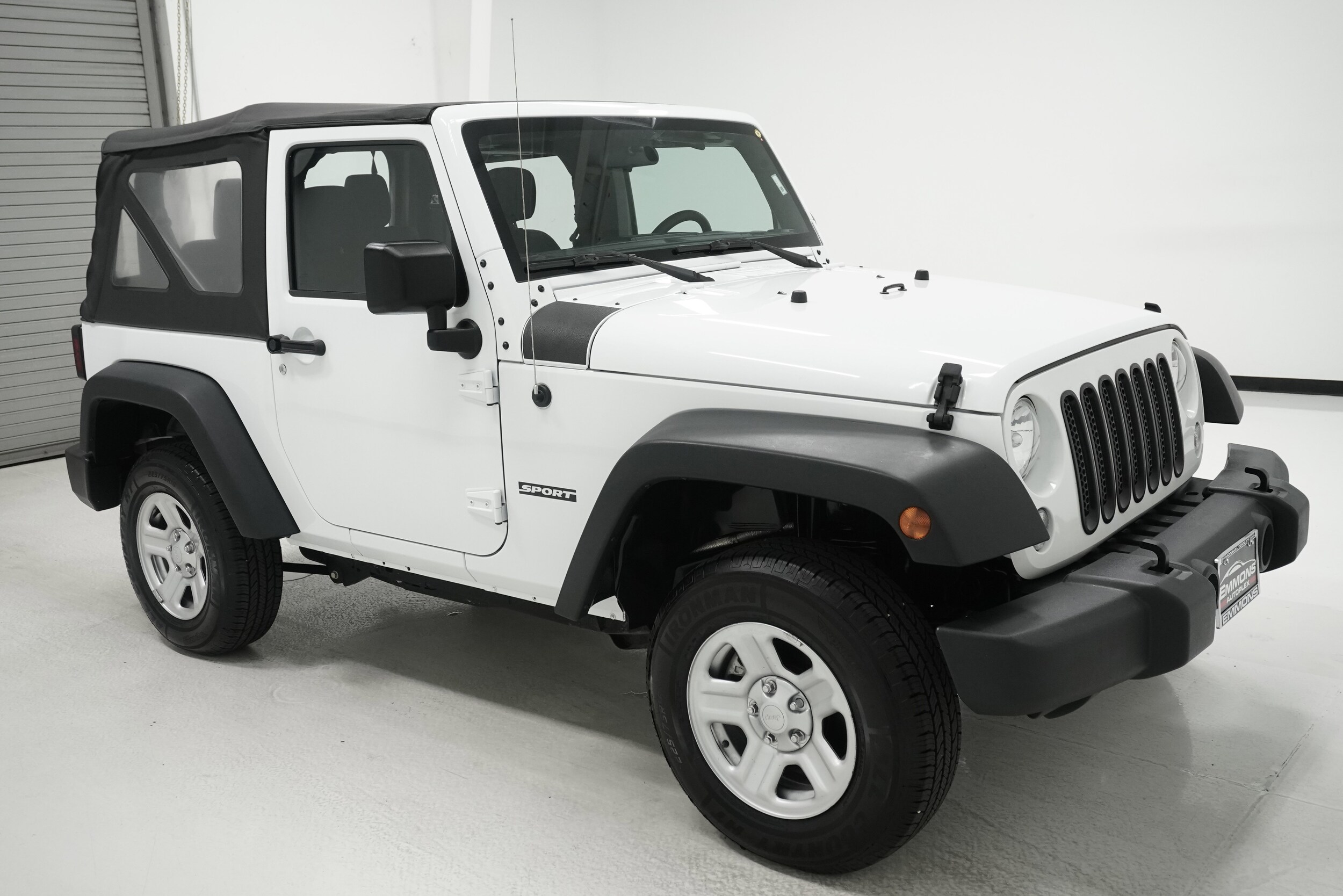 2018 Jeep Wrangler Sport photo 3