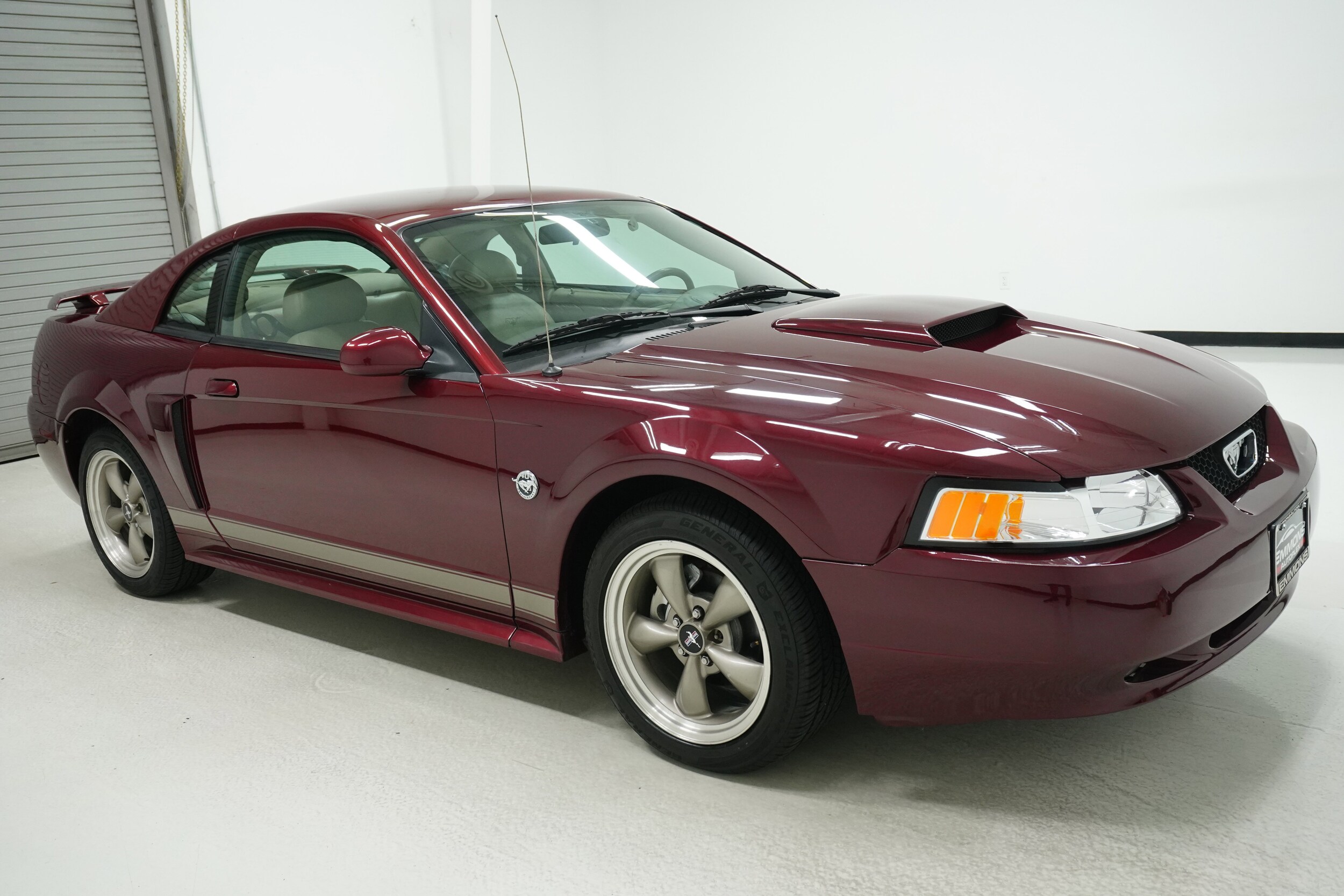 2004 Ford Mustang GT photo 3