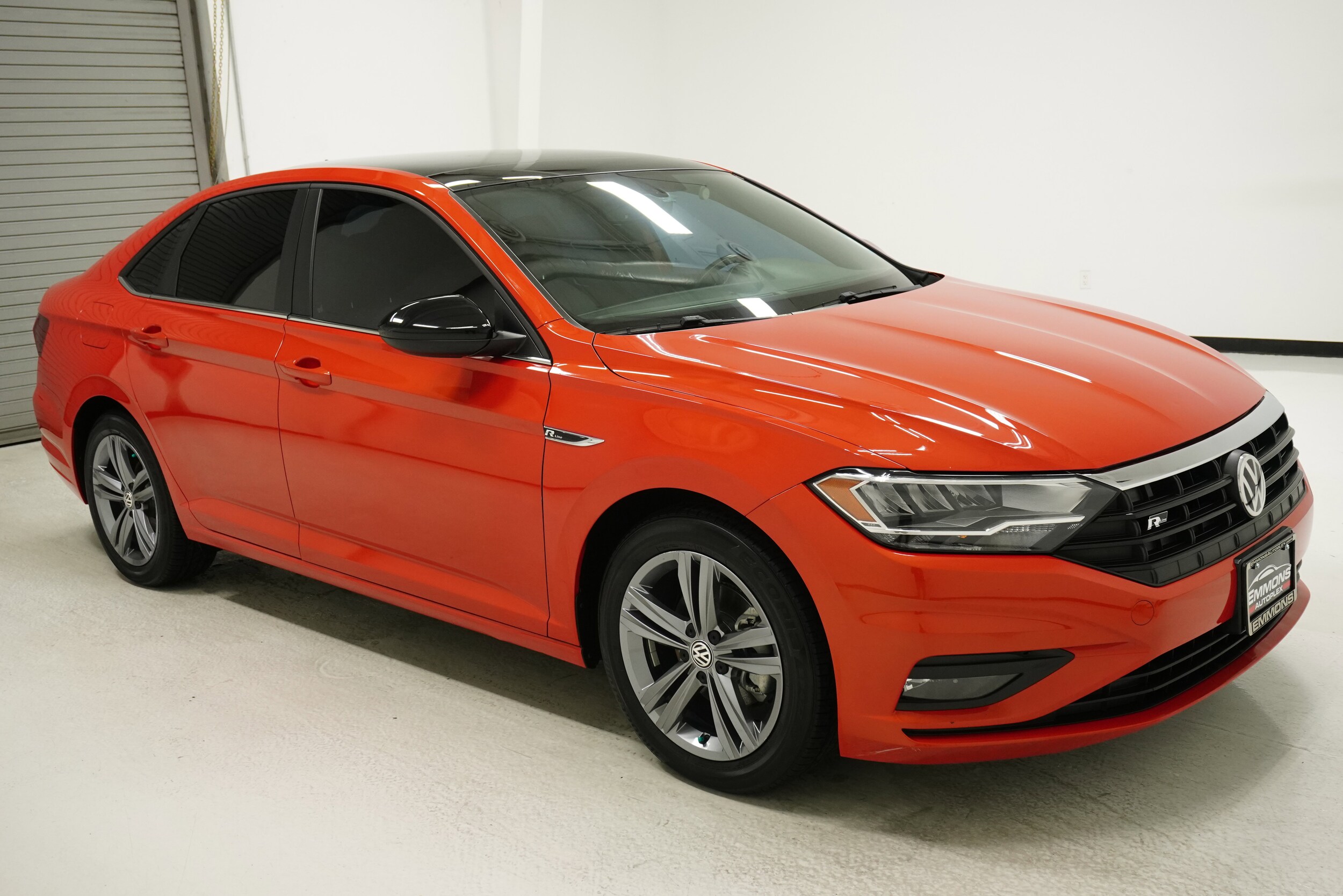 2021 Volkswagen Jetta SE R-Line photo 3