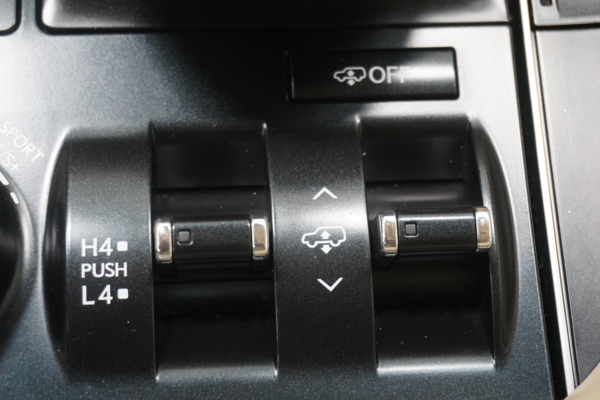 2016 Lexus LX 570 - Photo 29