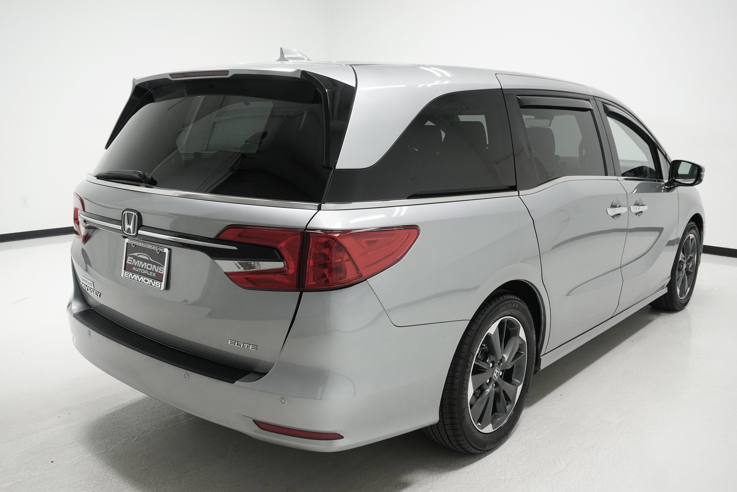 2023 Honda Odyssey Elite photo 4