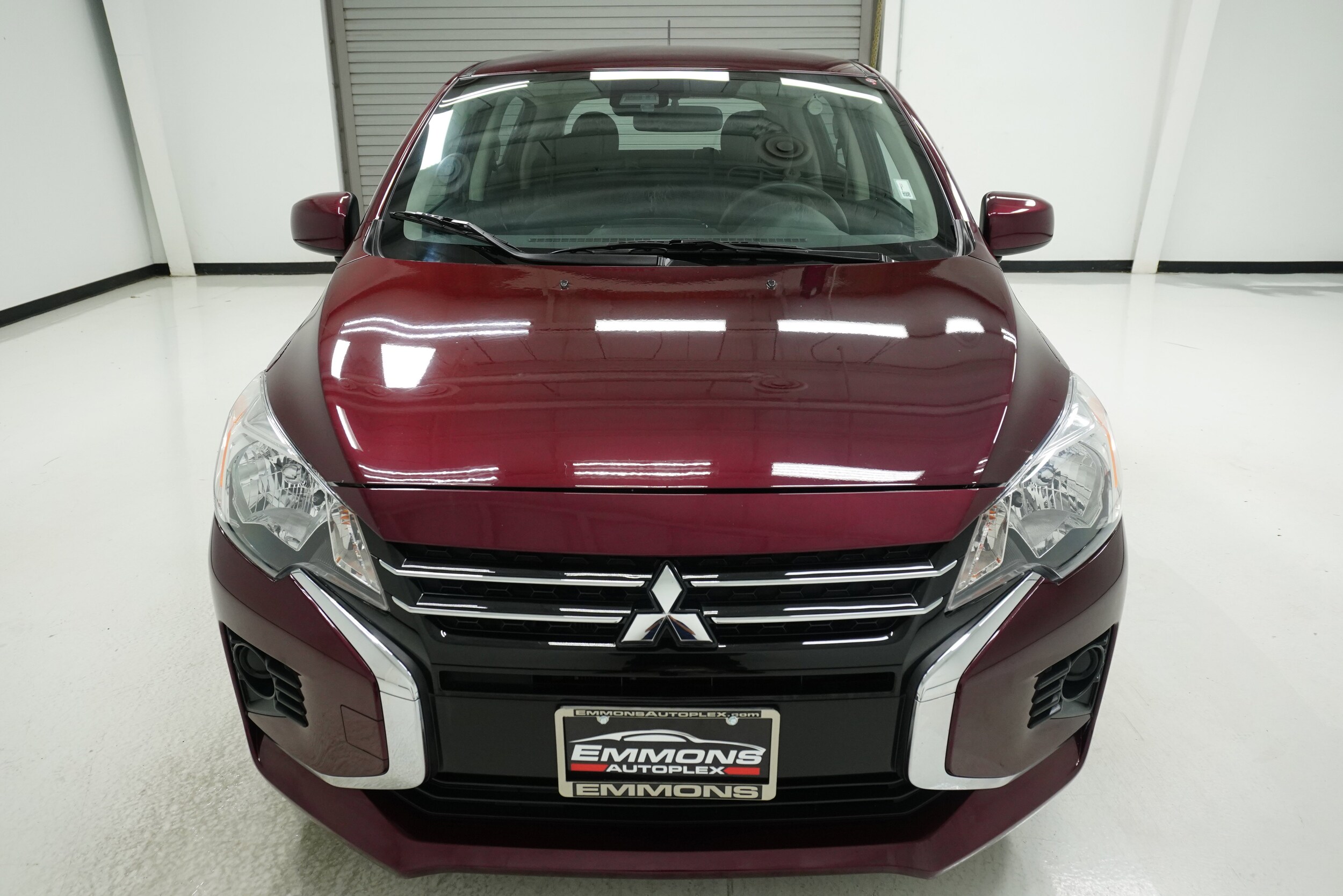 2024 Mitsubishi Mirage ES photo 2