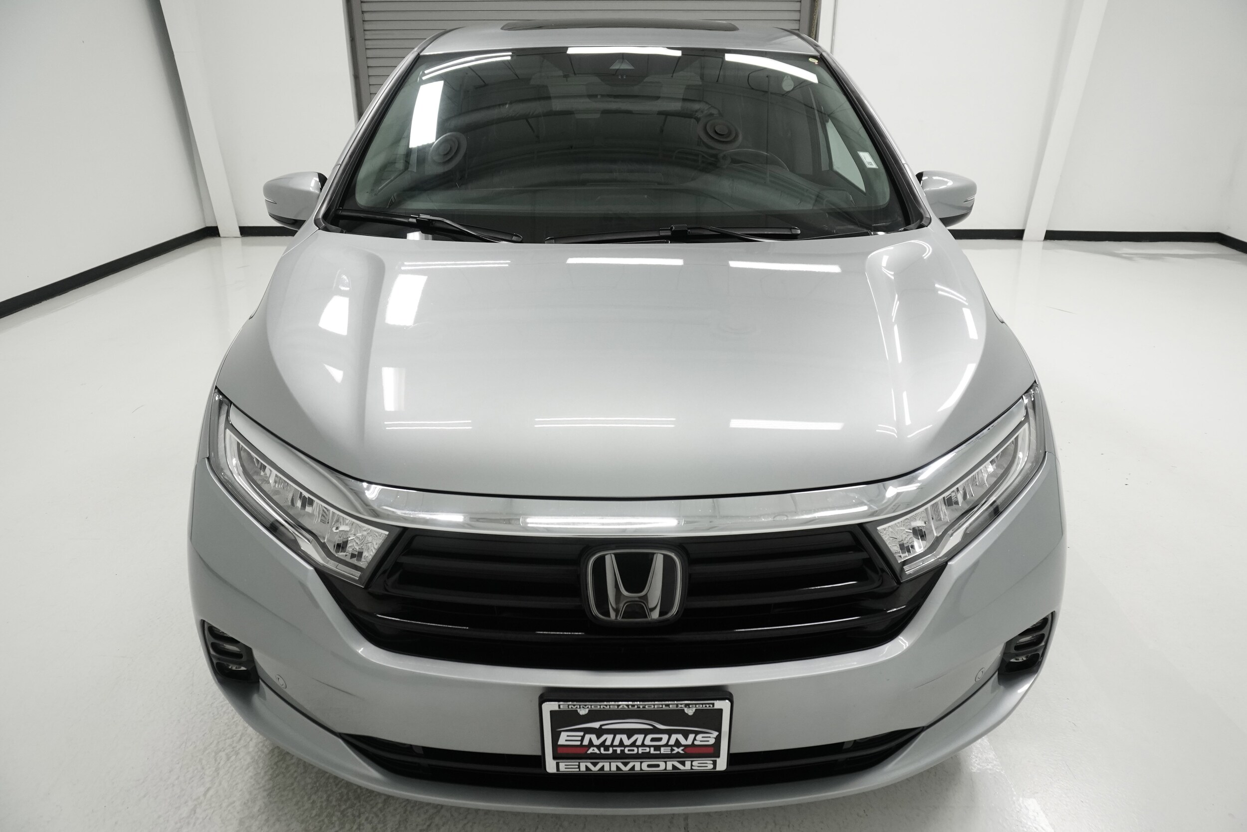 2023 Honda Odyssey Elite photo 2