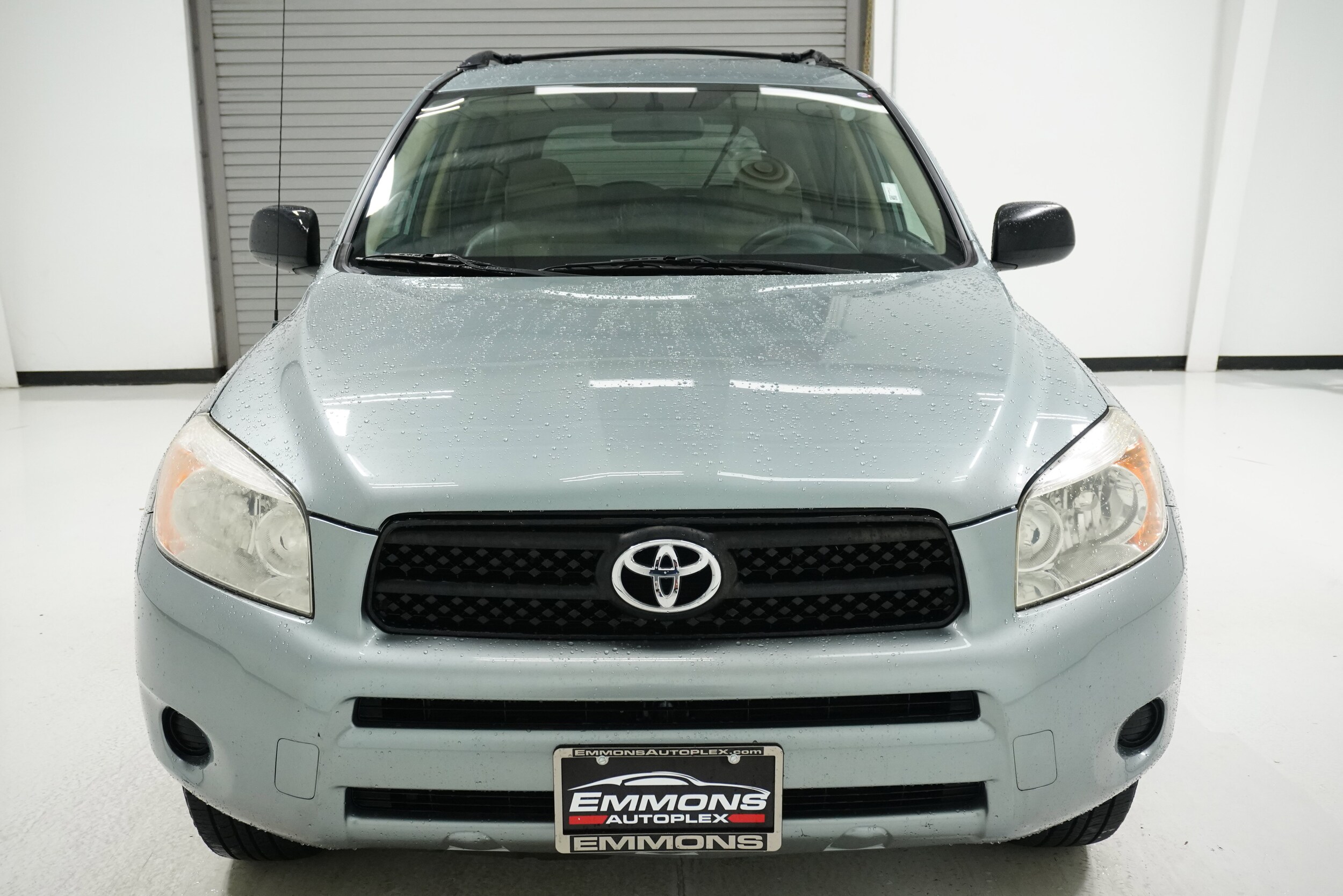2007 Toyota RAV4 photo 2