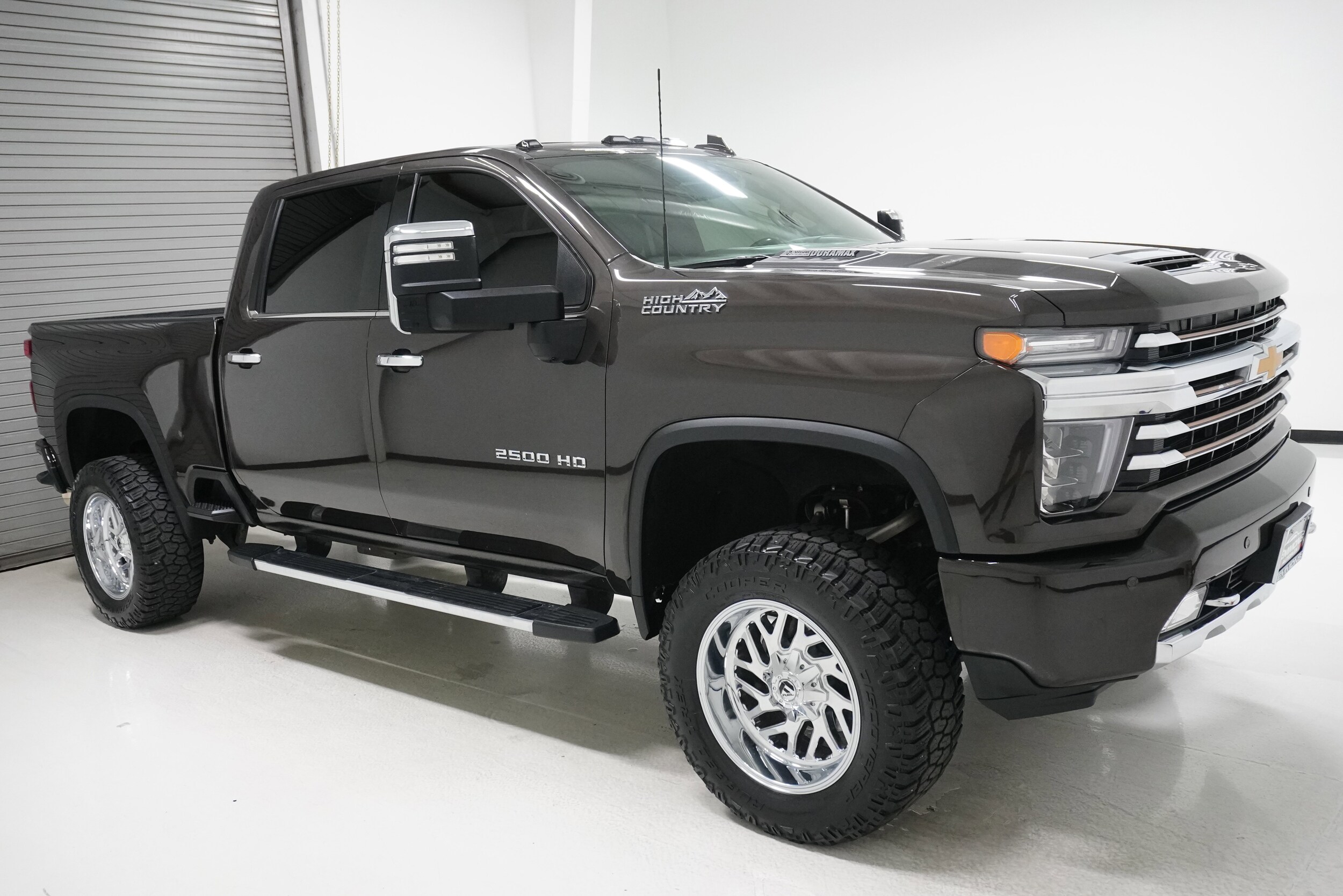 2021 Chevrolet Silverado 2500HD High Country photo 3
