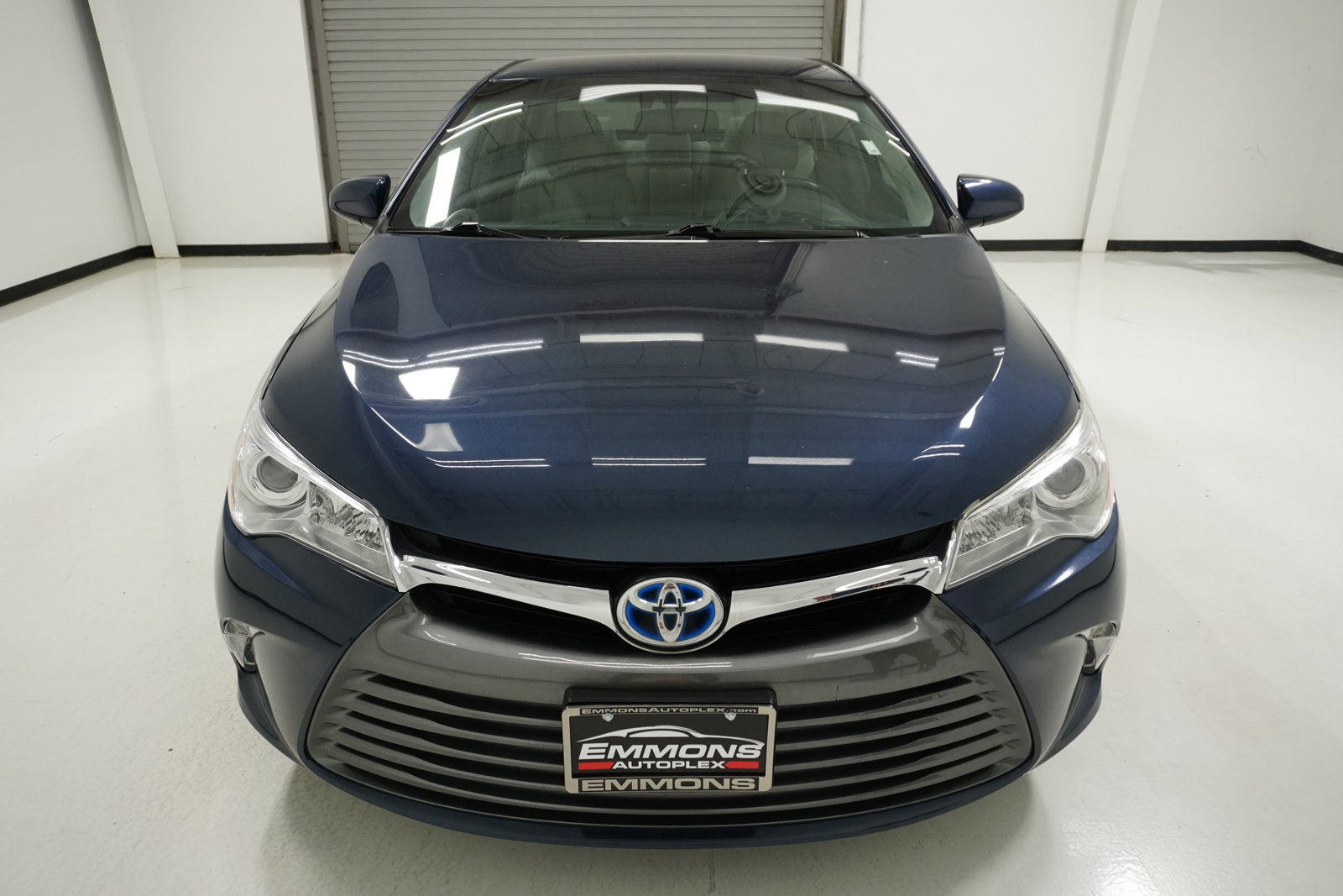 Toyota Camry 2015: Pilihan Cerdas untuk Mobil Keluarga dan Profesional