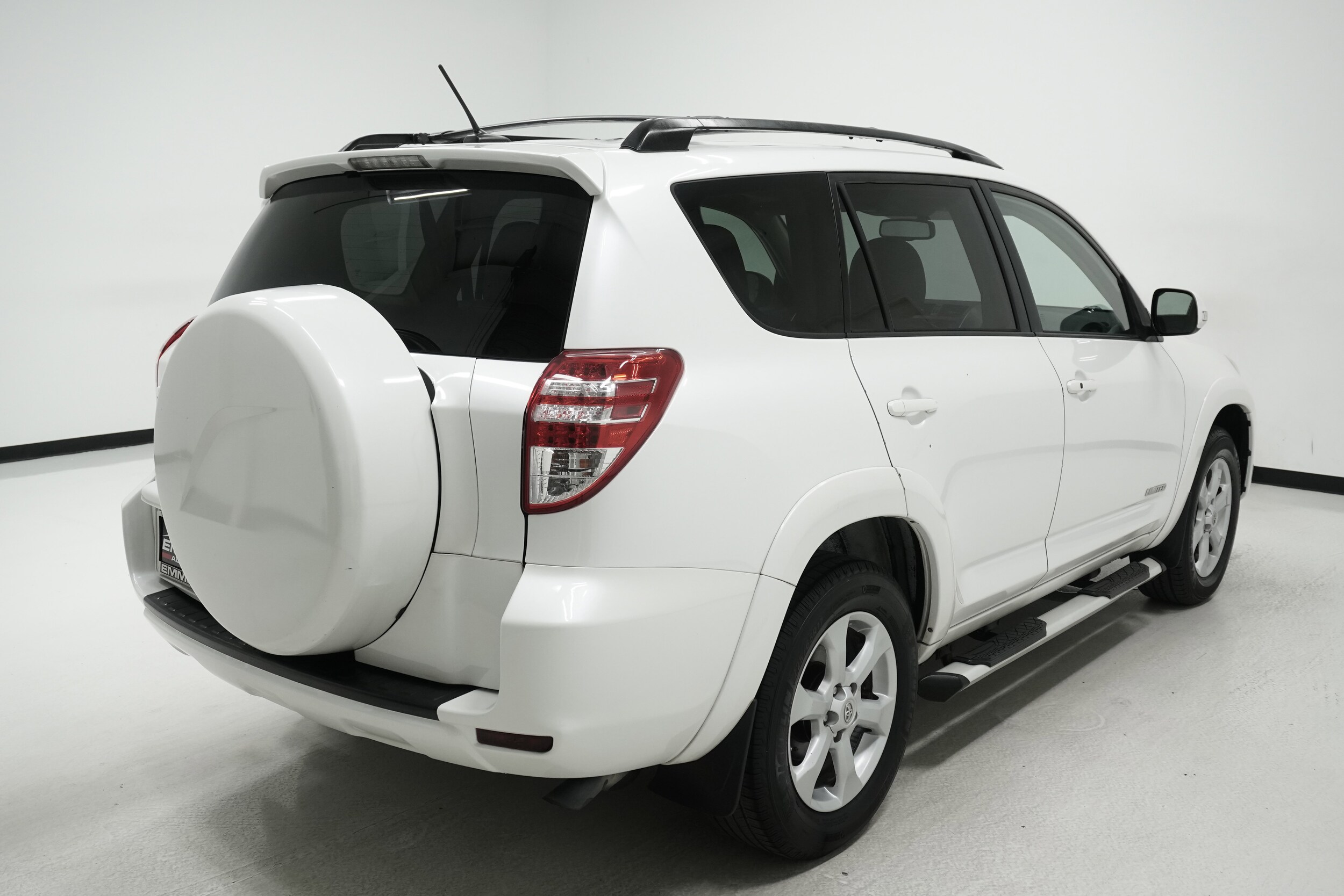 2011 Toyota RAV4 Limited photo 2