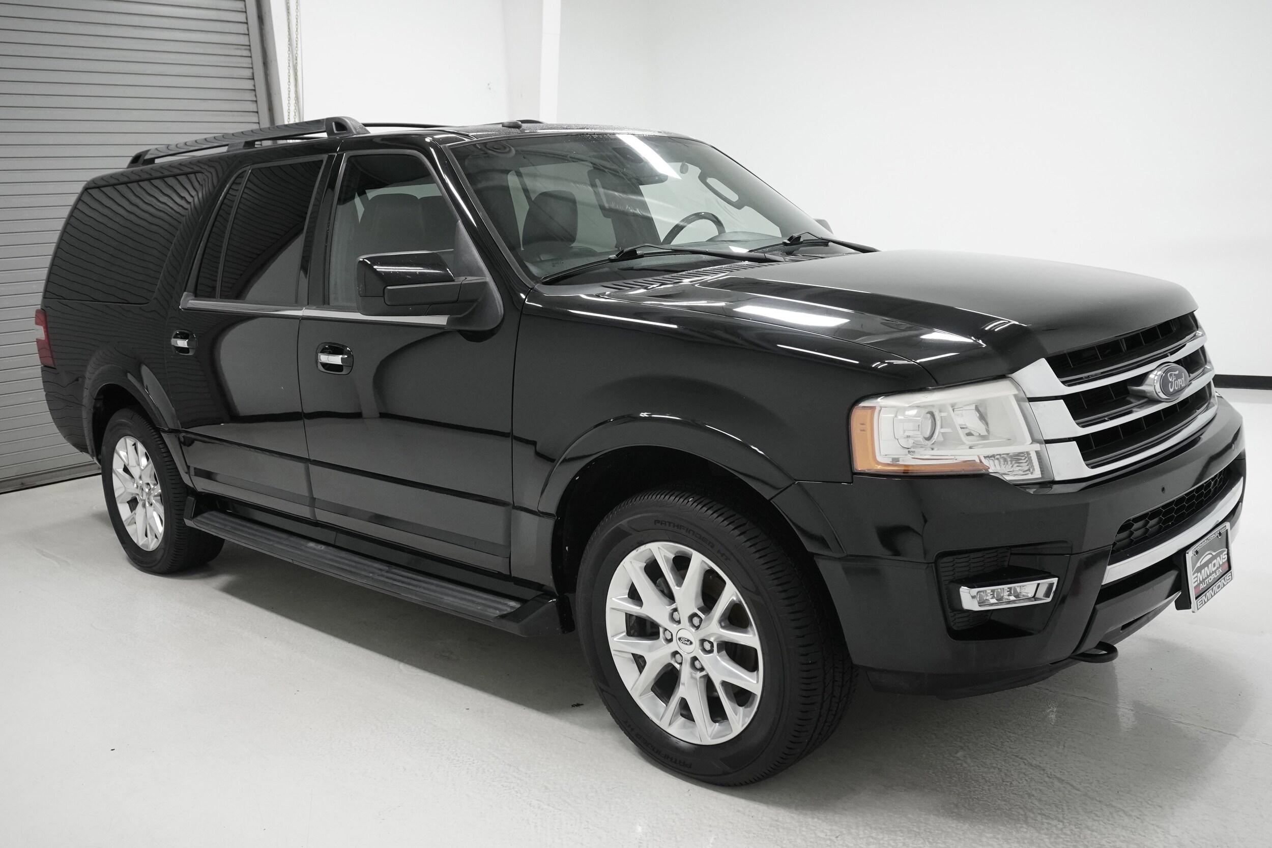 2017 Ford Expedition EL Limited photo 3