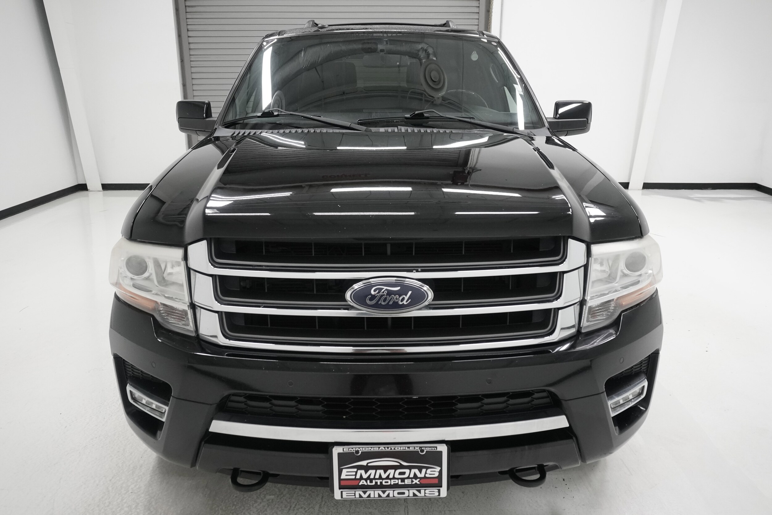 2017 Ford Expedition EL Limited photo 2