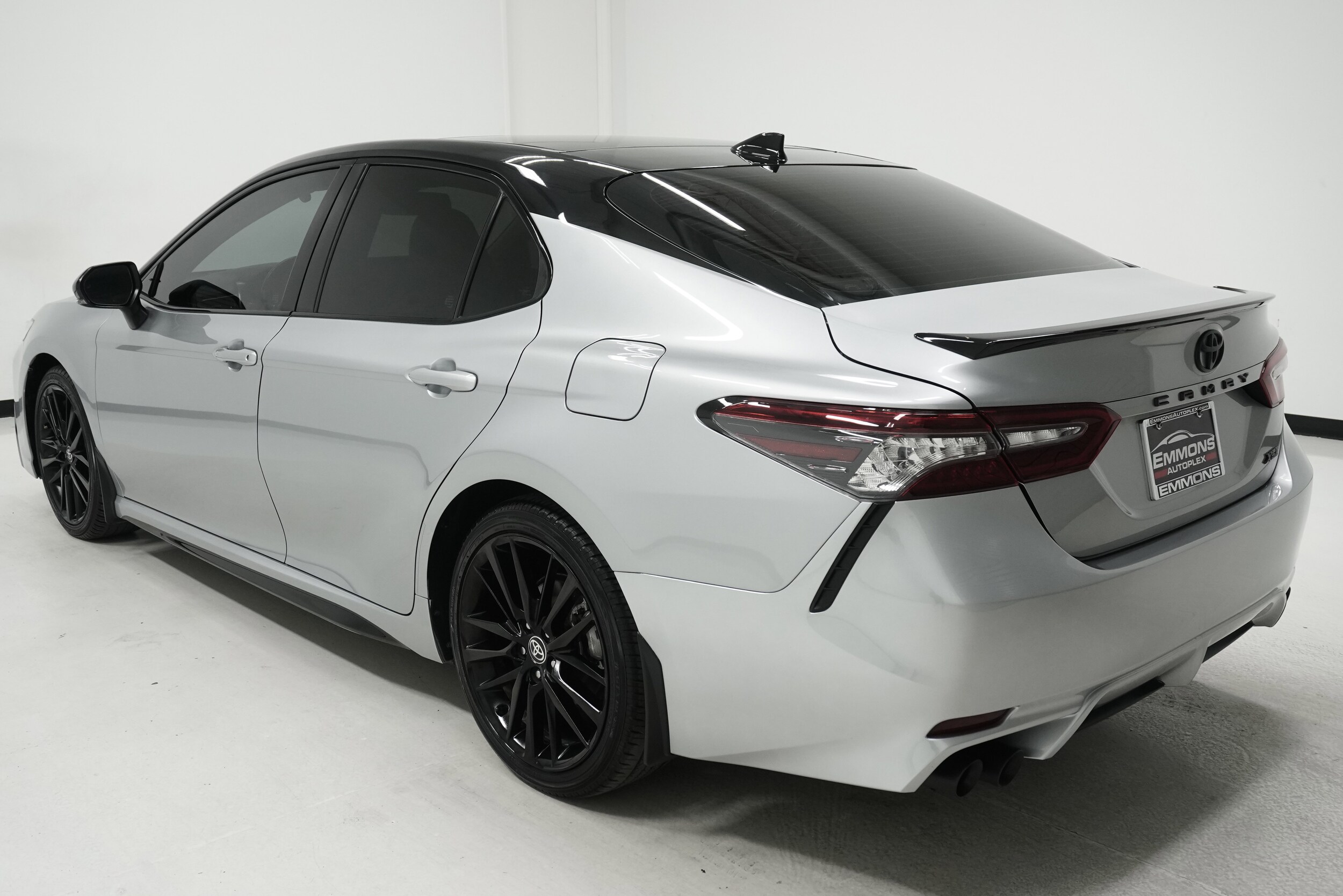 2022 Toyota Camry XSE photo 4