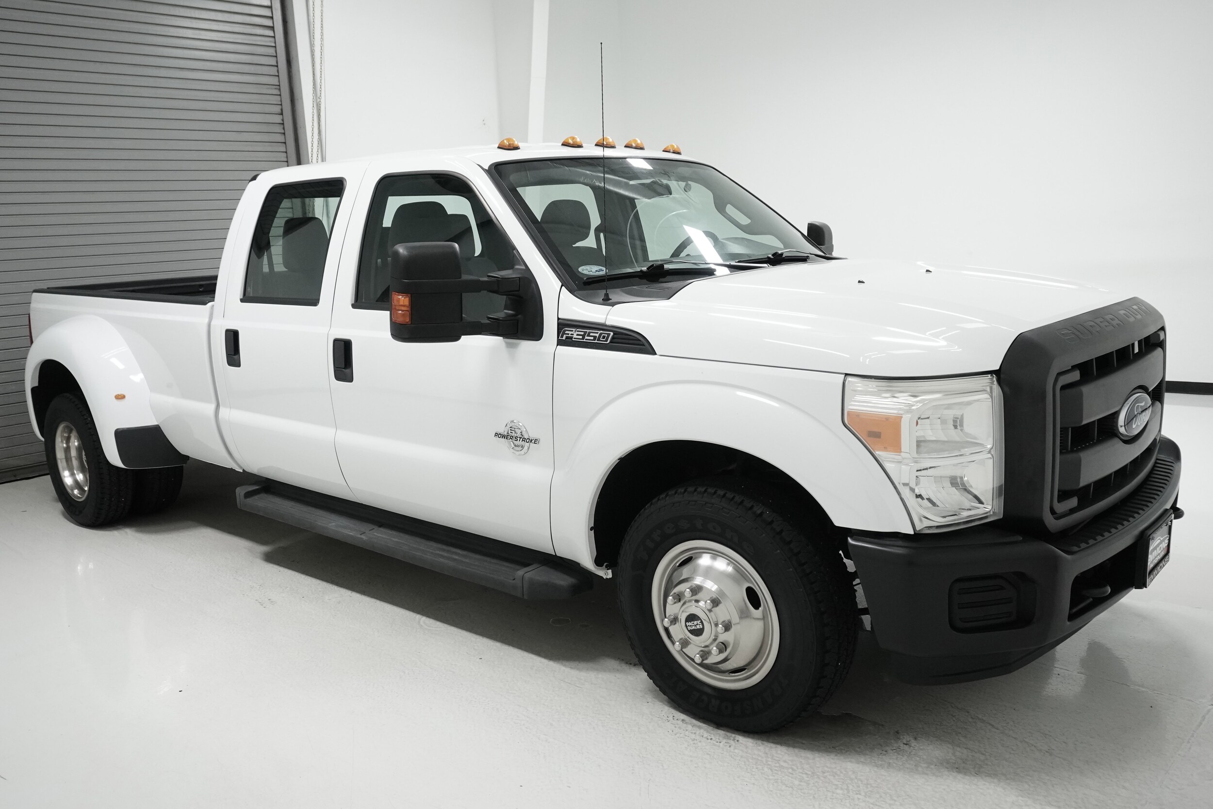 2015 Ford F-350 photo 3