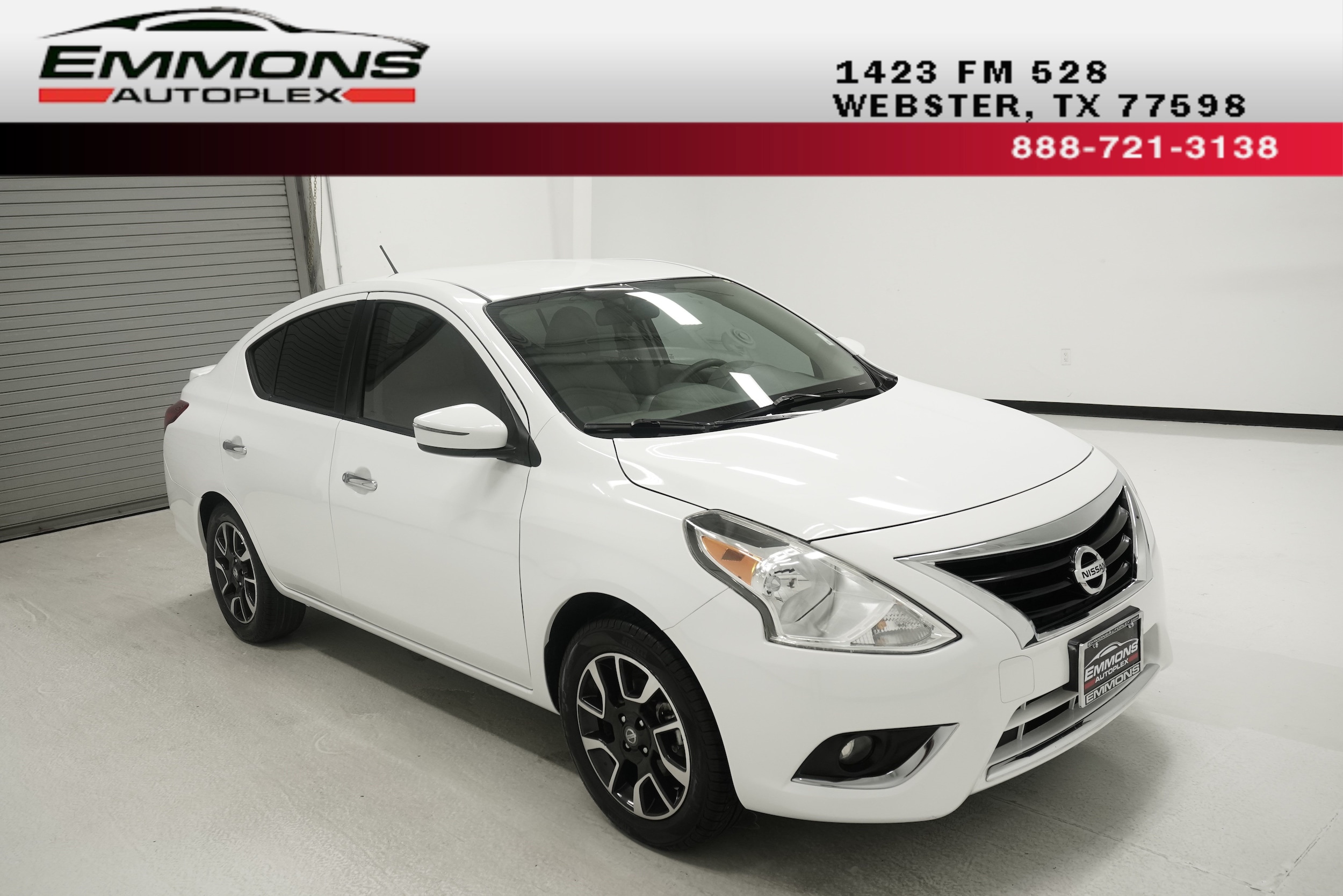 2015 Nissan Versa 1.6 SL CVT's photo