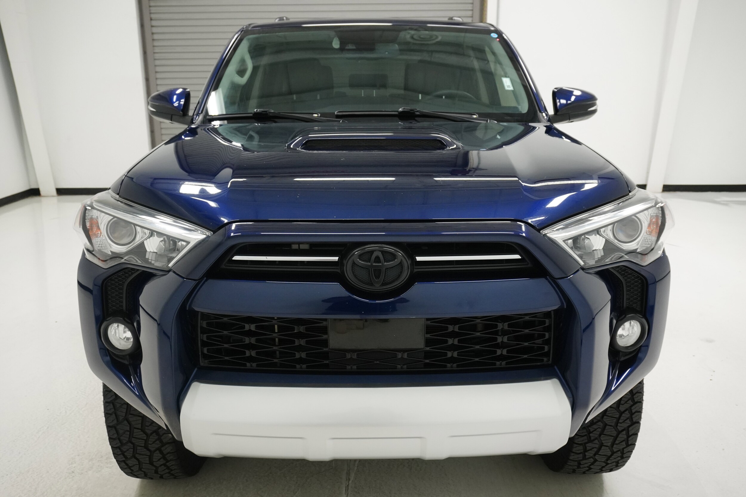 2020 Toyota 4Runner TRD Premium photo 2
