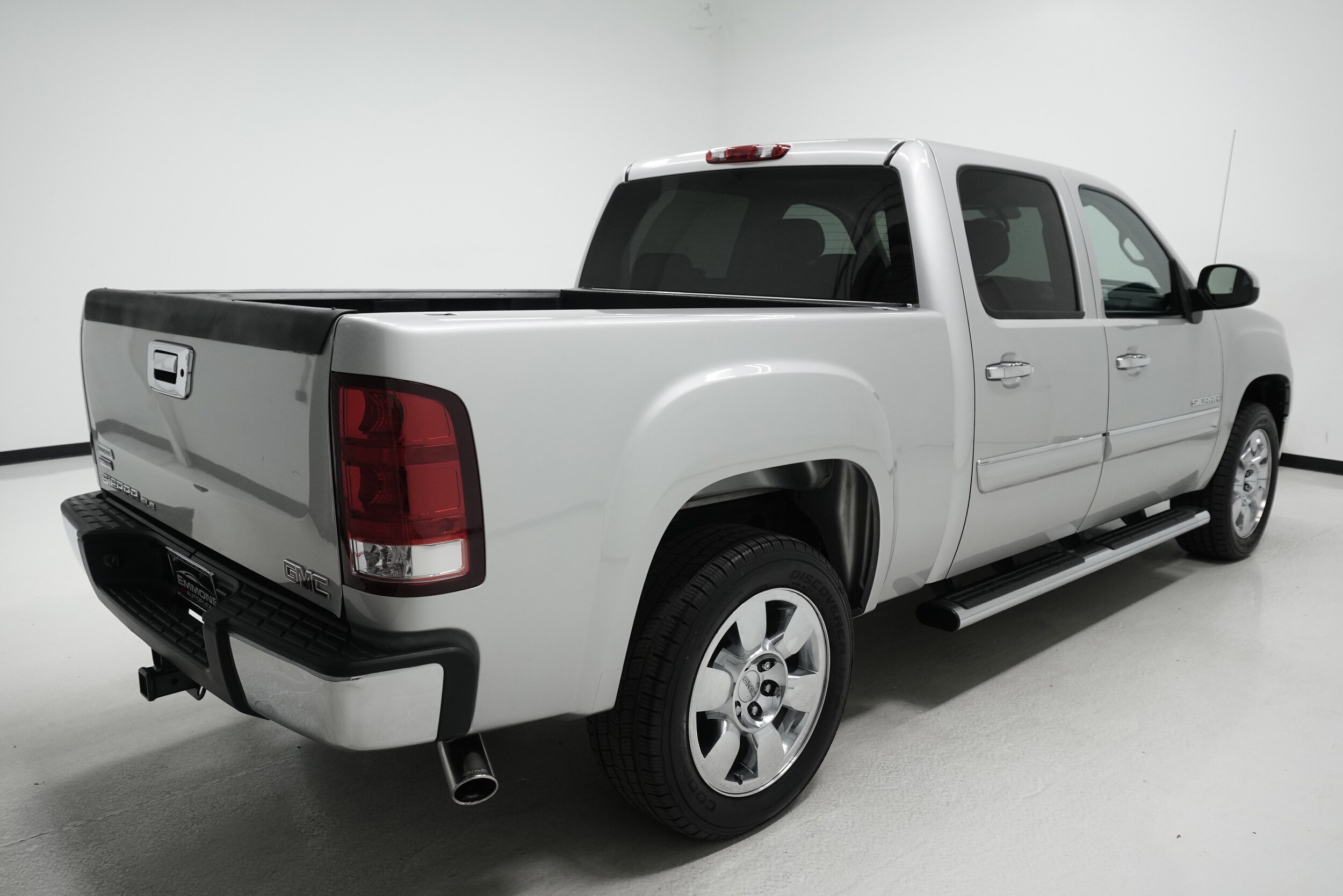 2011 Gmc Sierra 1500 SLE photo 2