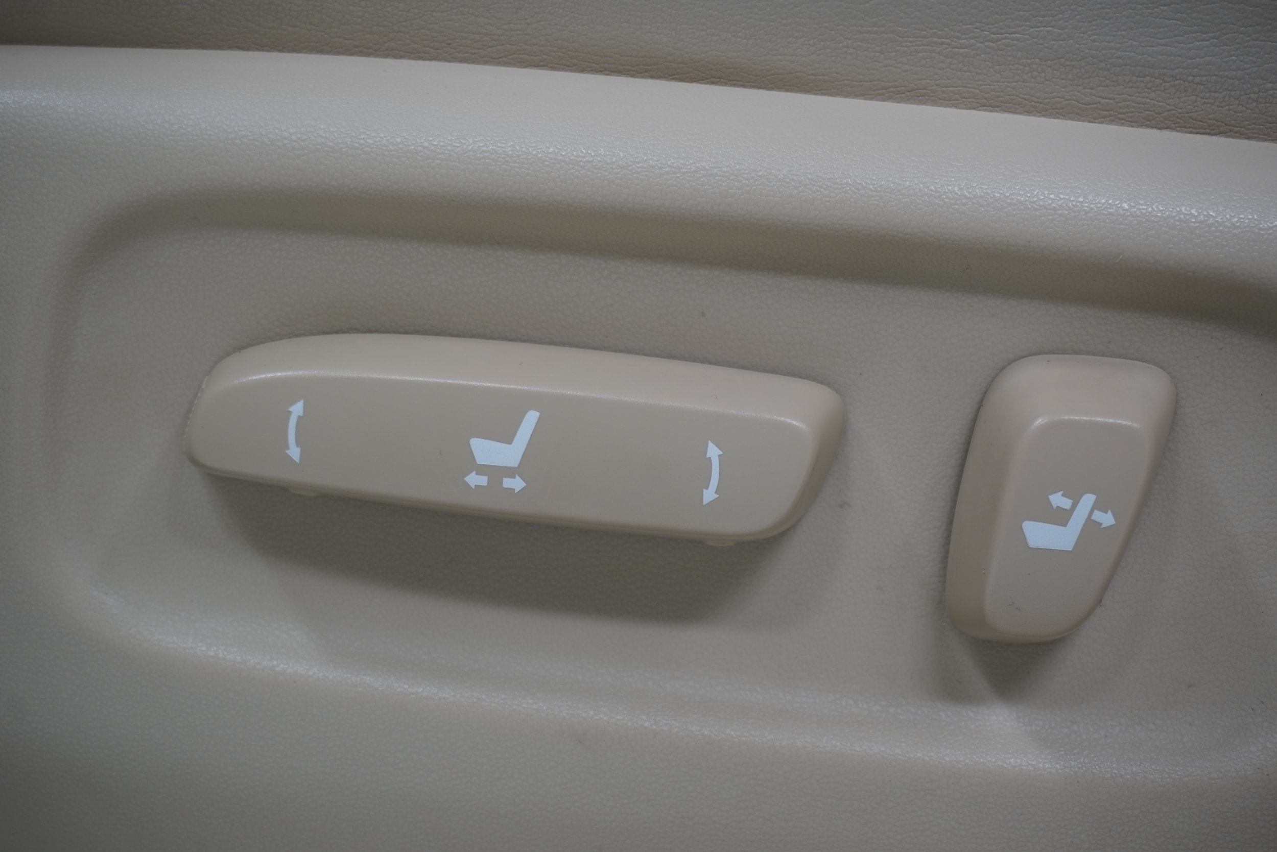 2016 Lexus LX 570 - Photo 16