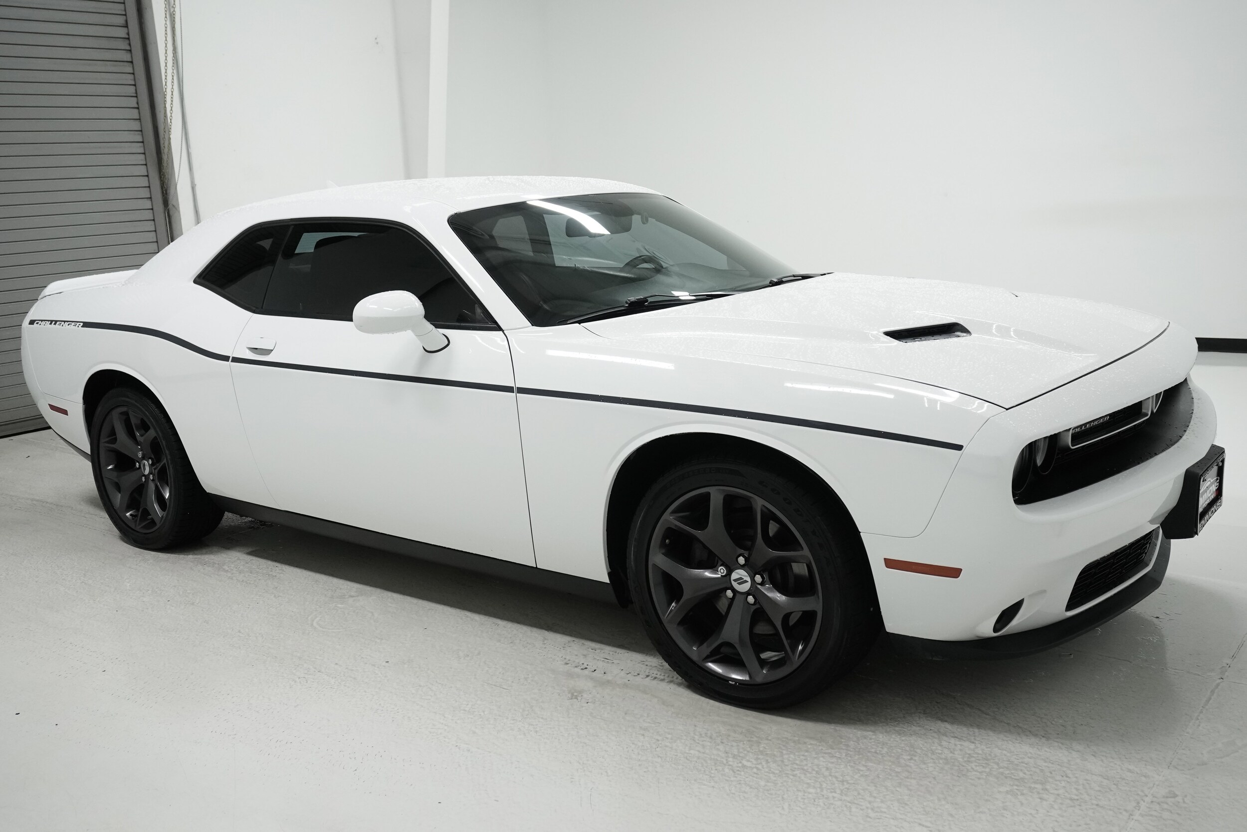 2018 Dodge Challenger SXT Plus photo 3