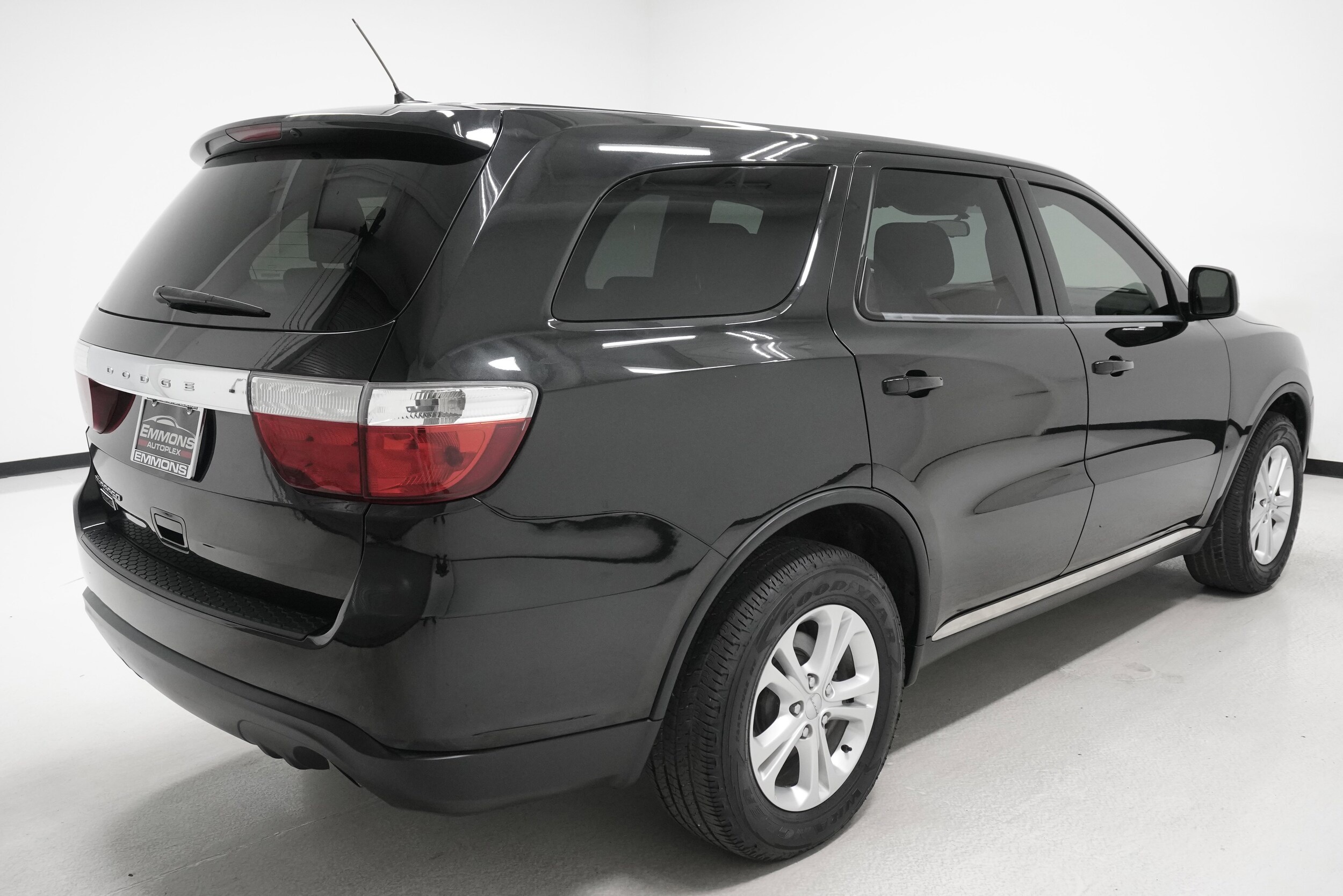 2013 Dodge Durango SXT photo 2
