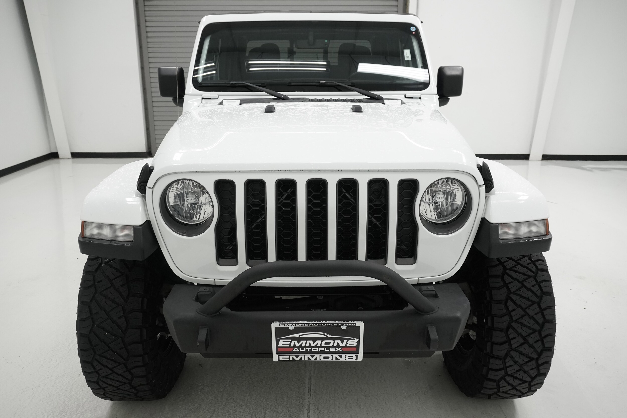 2020 Jeep Gladiator Altitude photo 2