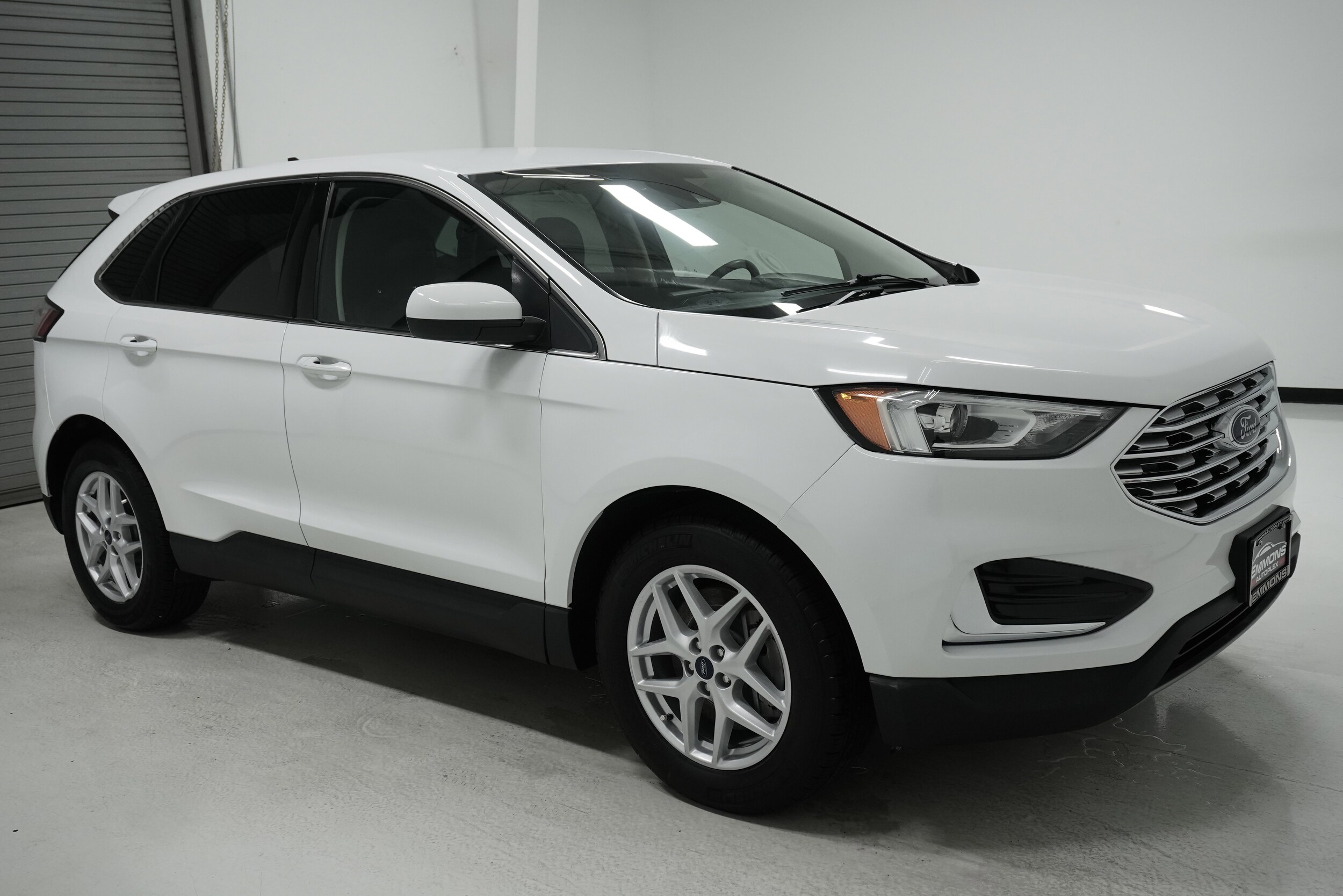 2022 Ford Edge Titanium photo 3