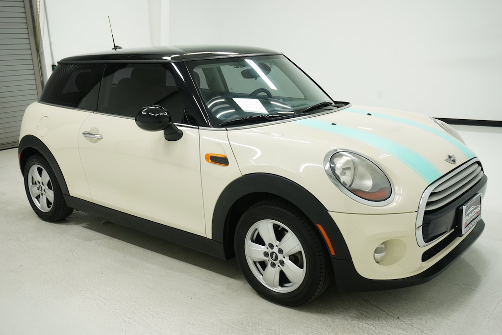 Used 2015 MINI Hardtop 2 Door Hatchback