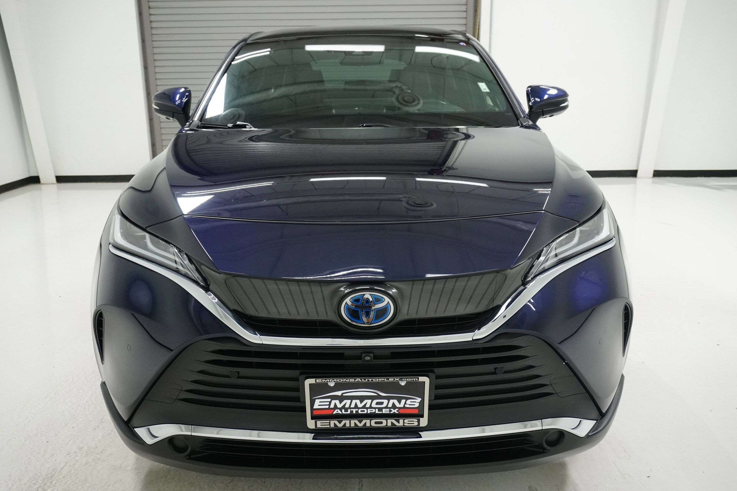2021 Toyota Venza Limited photo 2