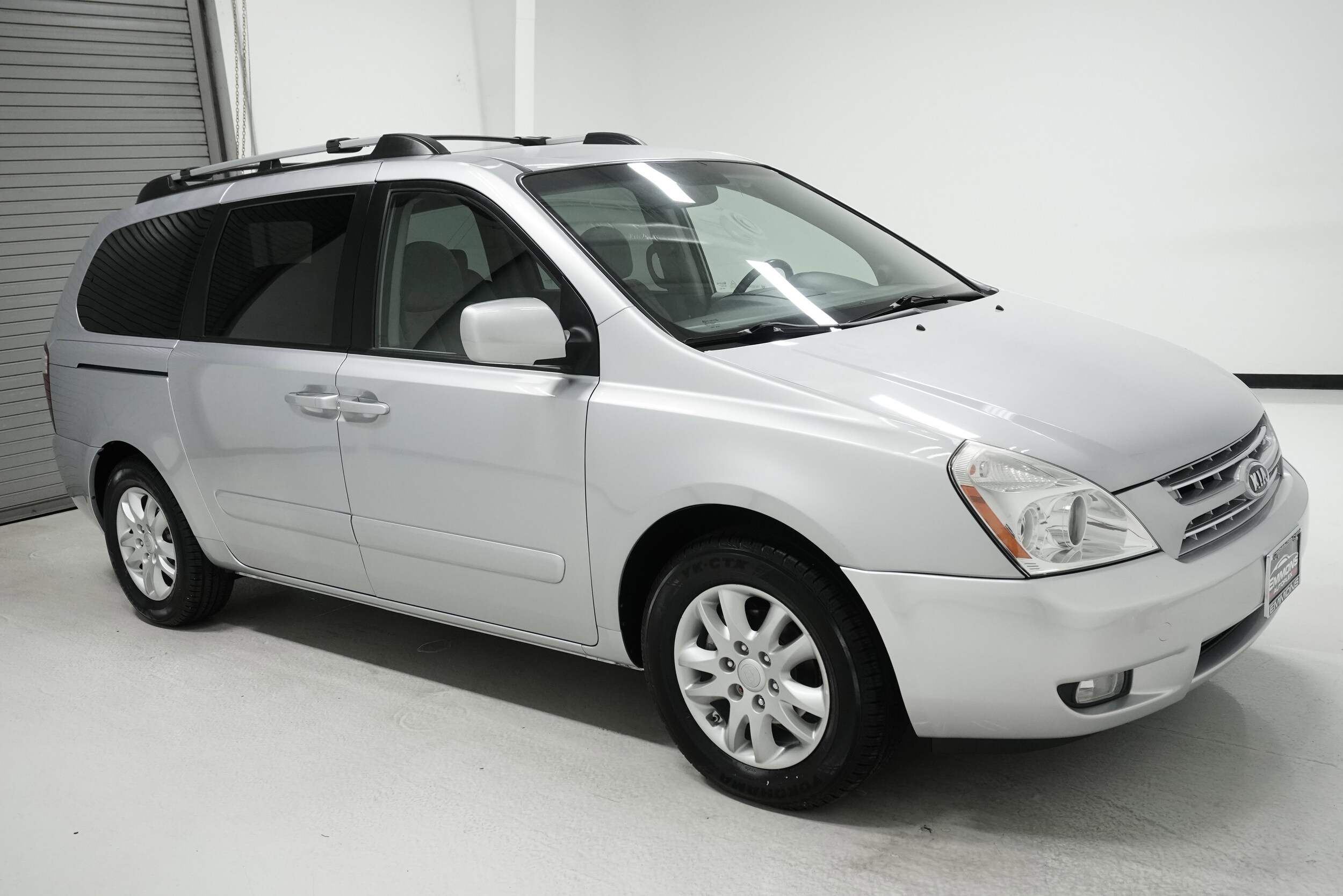 2008 Kia Sedona EX photo 3