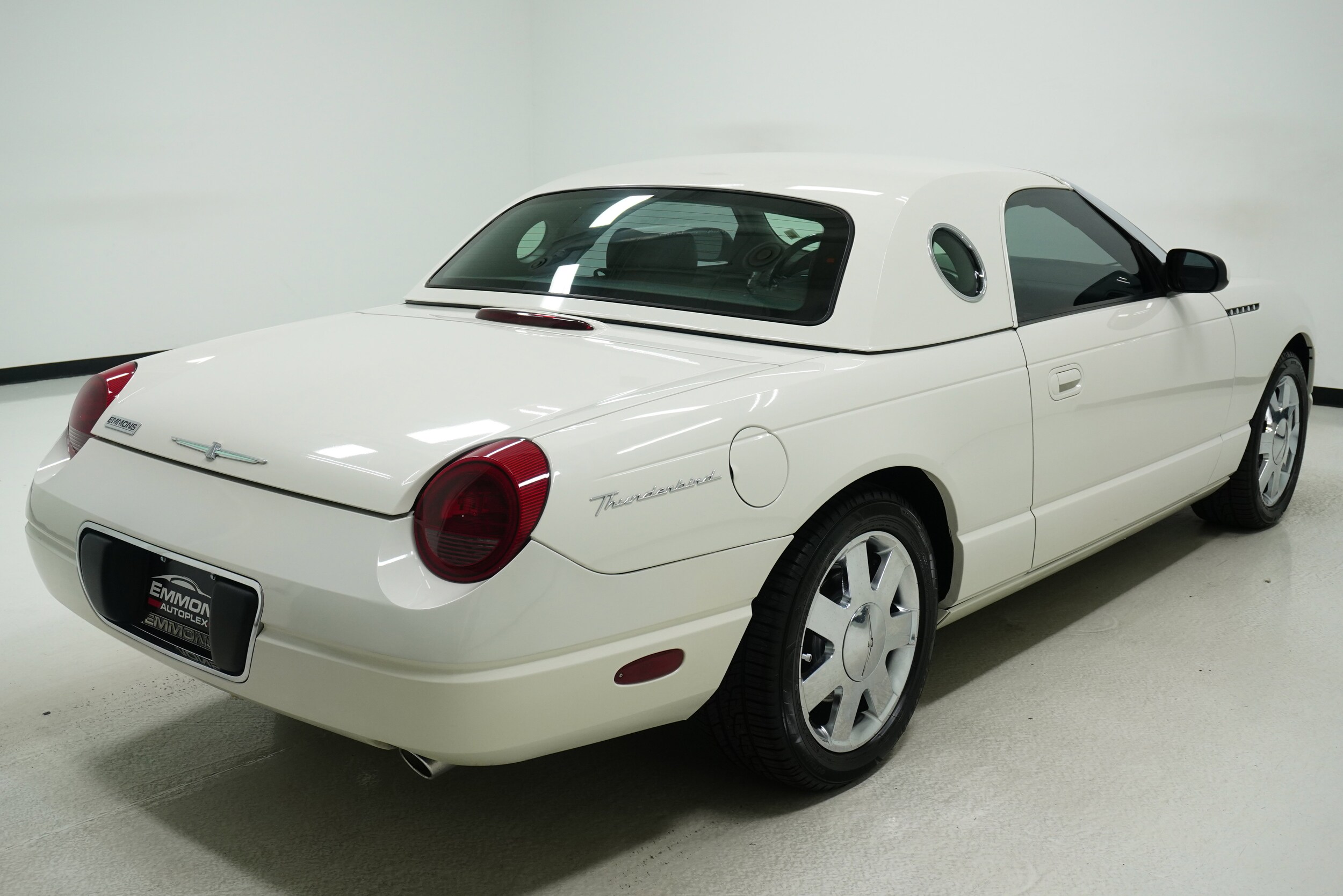 2002 Ford Thunderbird Base photo 4