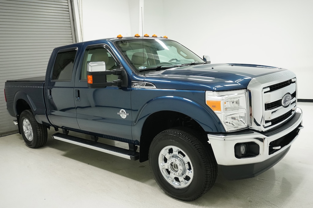 Used 2016 Ford F-250 Lariat Truck Crew Cab