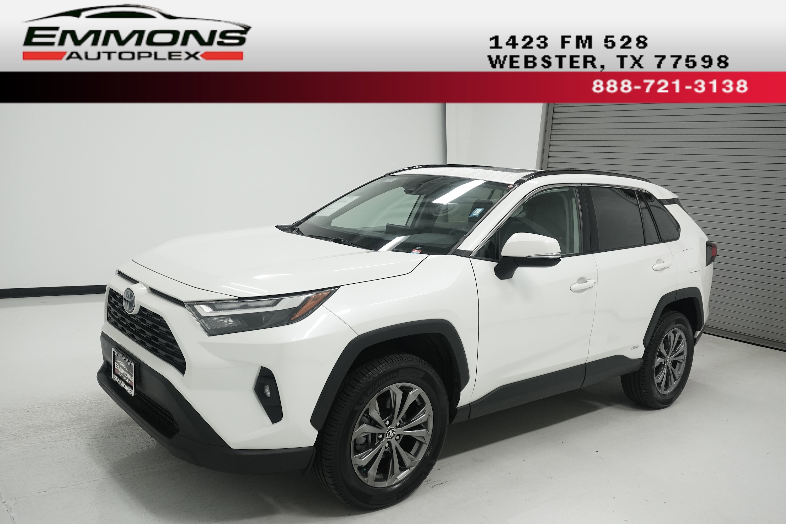 2022 Toyota RAV4 XLE Premium's photo