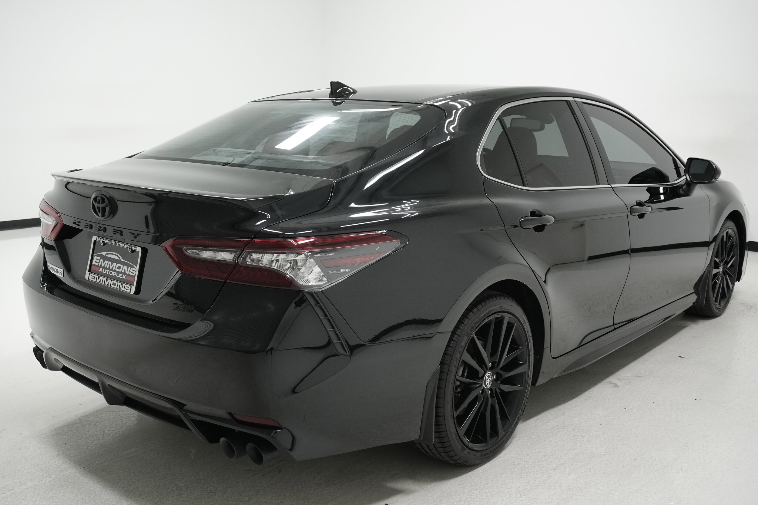 2022 Toyota Camry XSE photo 4