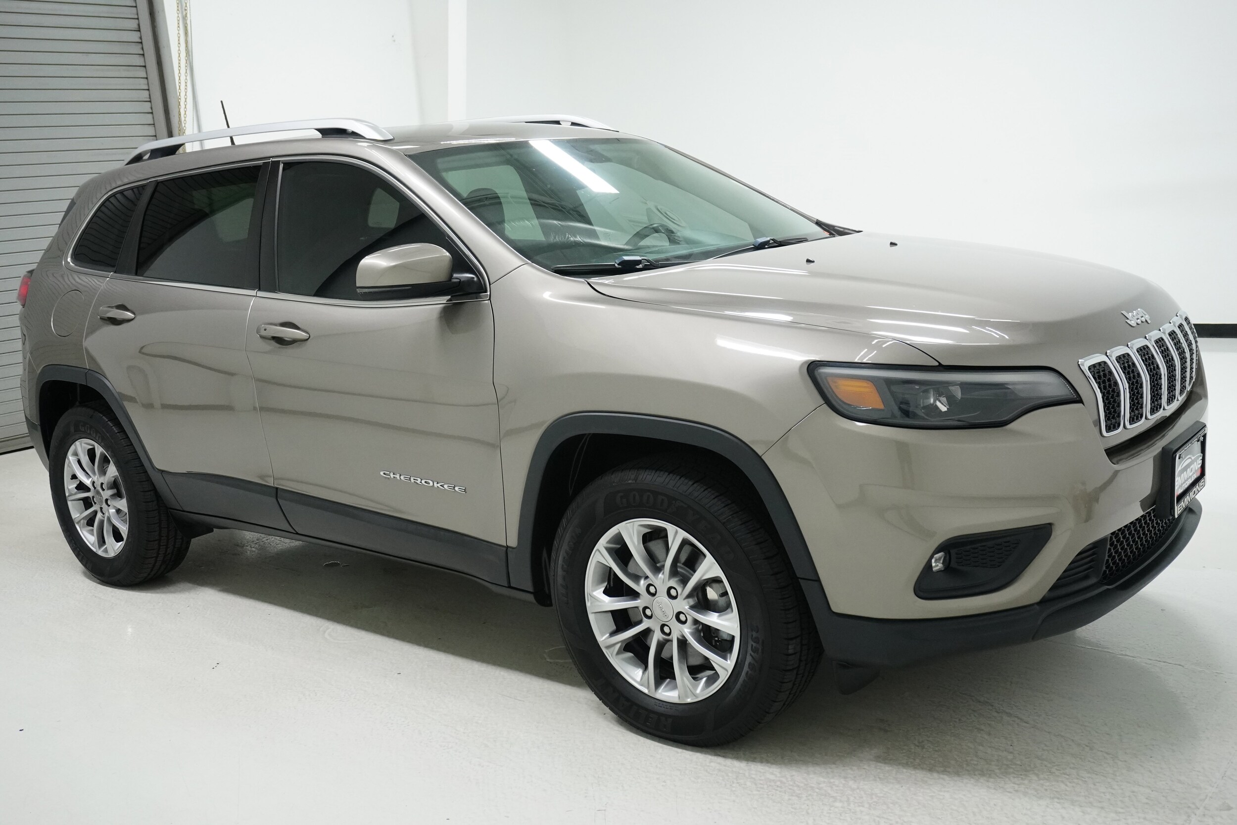 2019 Jeep Cherokee Latitude photo 3