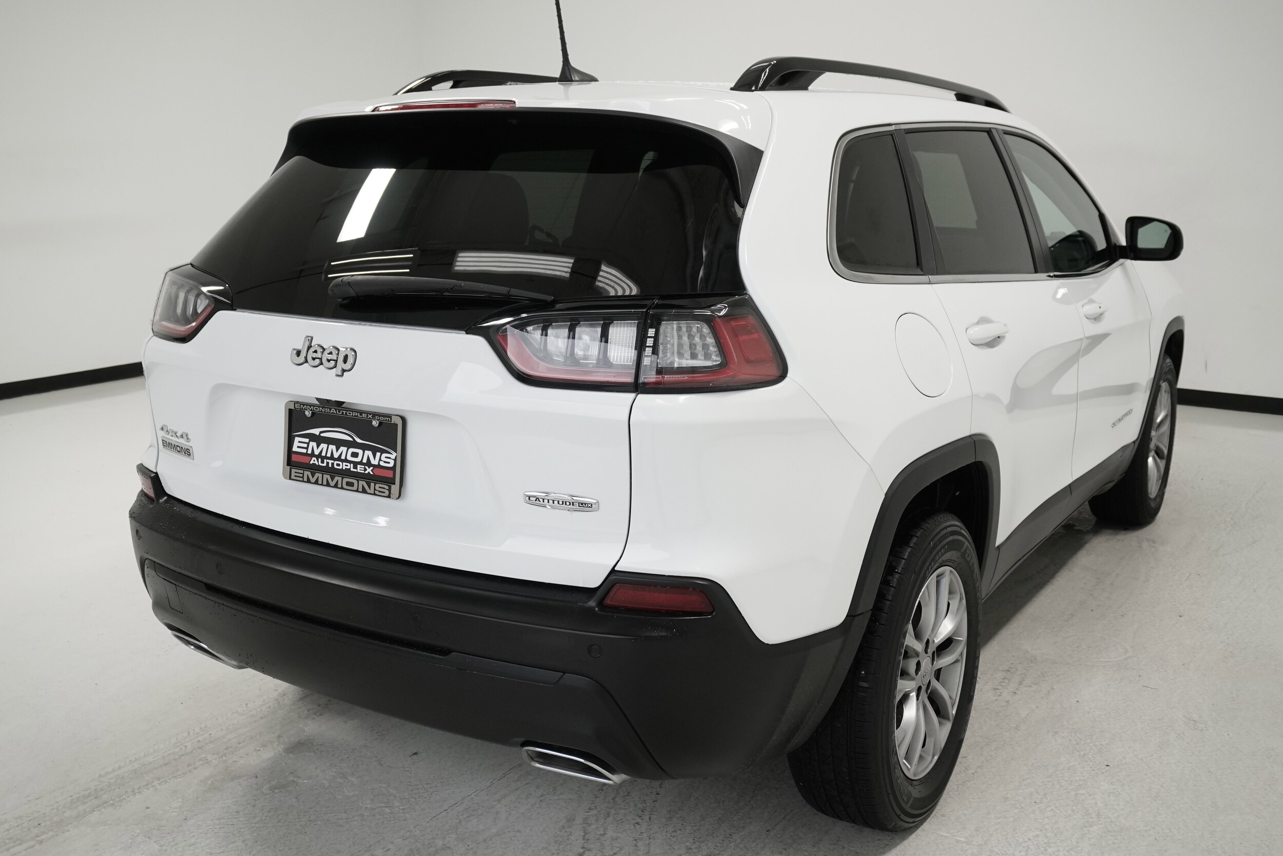 2022 Jeep Cherokee Latitude Lux photo 4