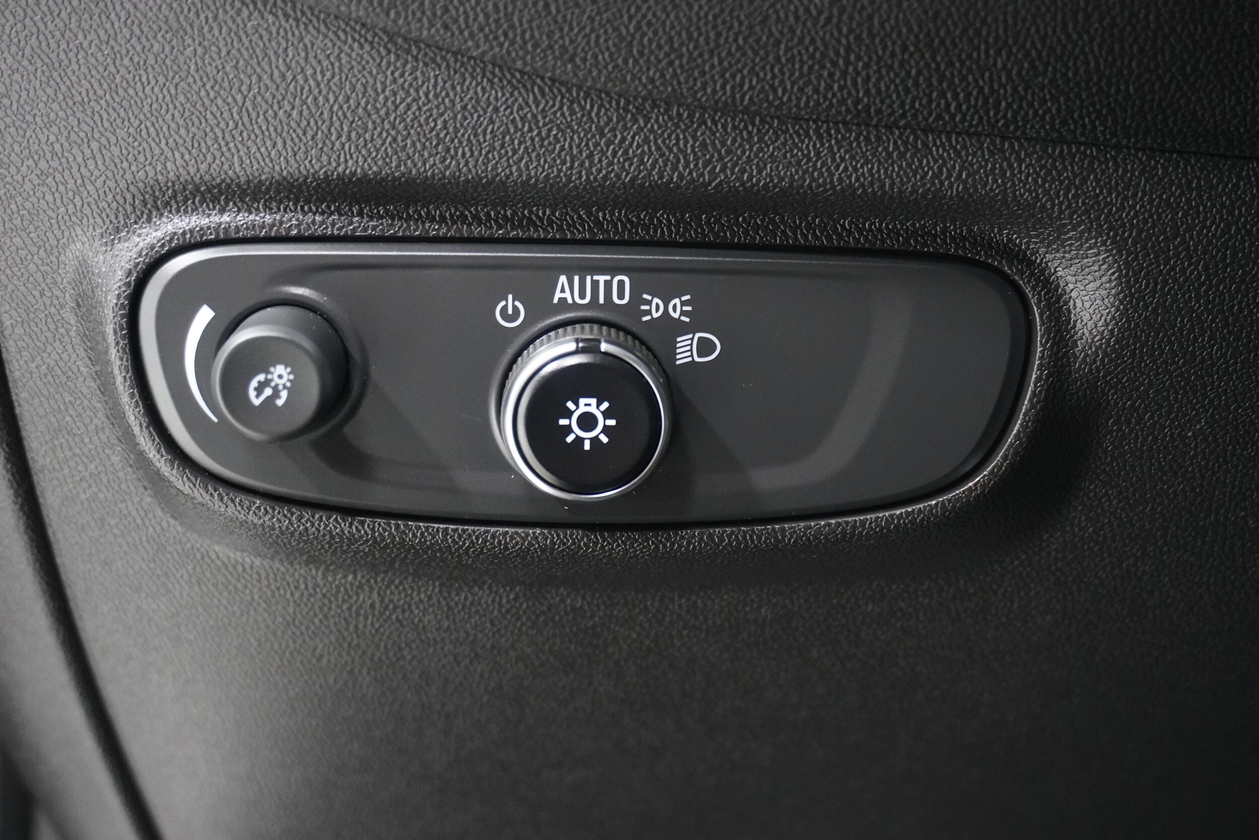 2023 Chevrolet Equinox LT - Photo 21