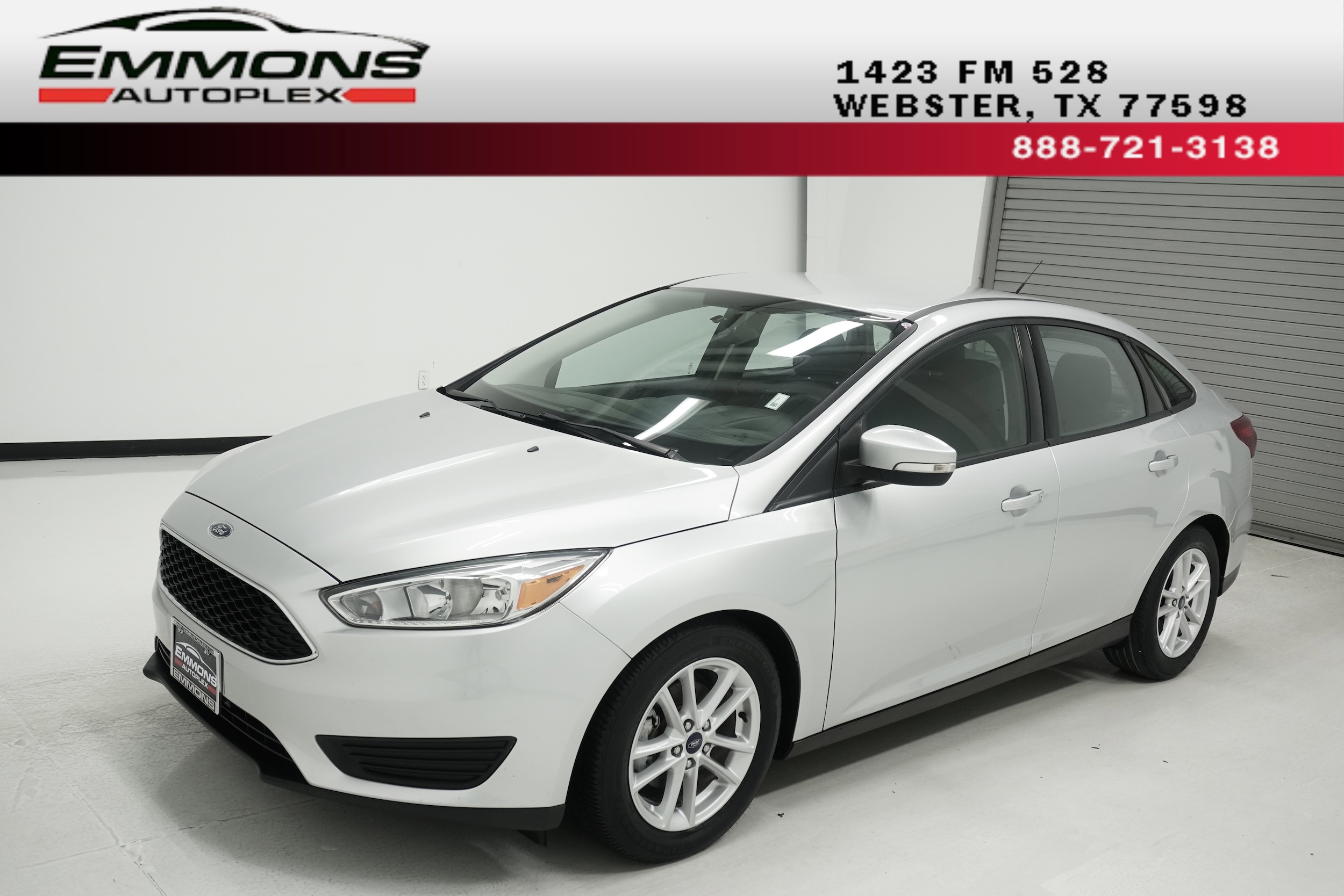 2016 Ford Focus Sedan SE's photo