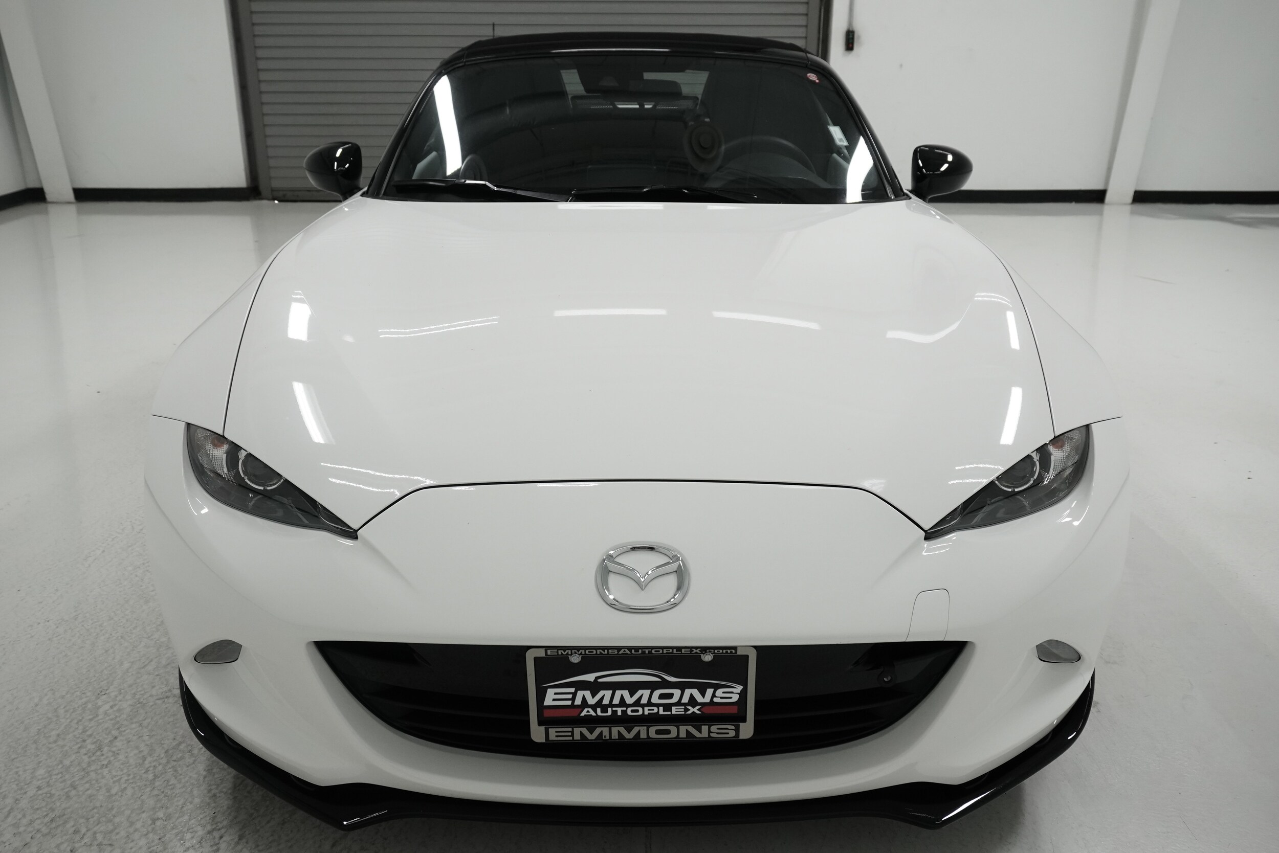 2021 Mazda MX-5 Miata Miata photo 2