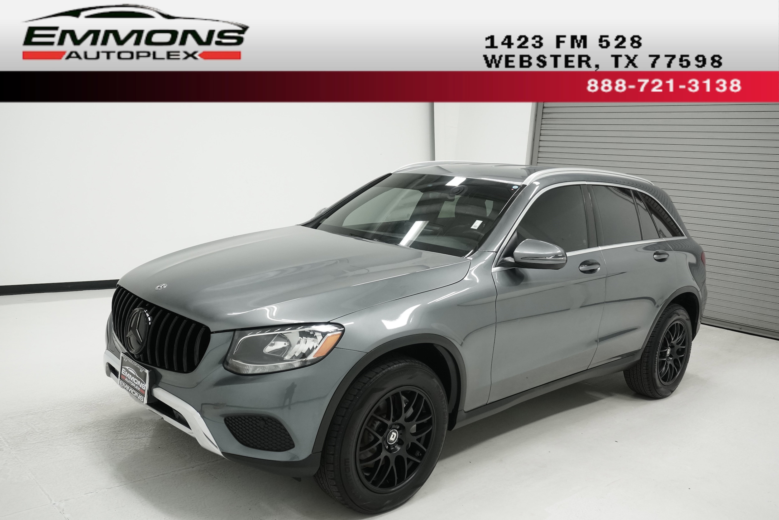 2018 Mercedes-Benz GLC GLC300's photo